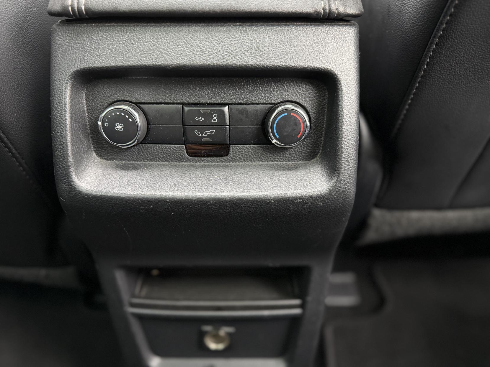 Ford Galaxy 2.0 TDCi Titanium X MPV 5dr Diesel Powershift Euro 6 (s/s) (180 ps)