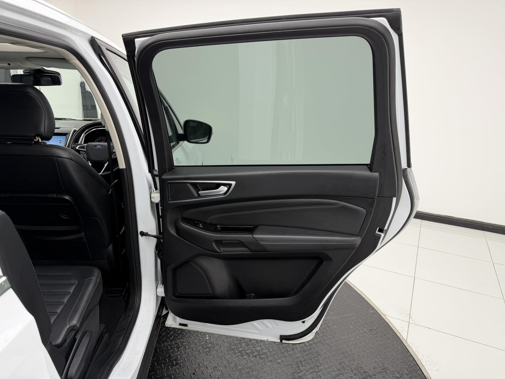 Ford Galaxy 2.0 TDCi Titanium X MPV 5dr Diesel Powershift Euro 6 (s/s) (180 ps)