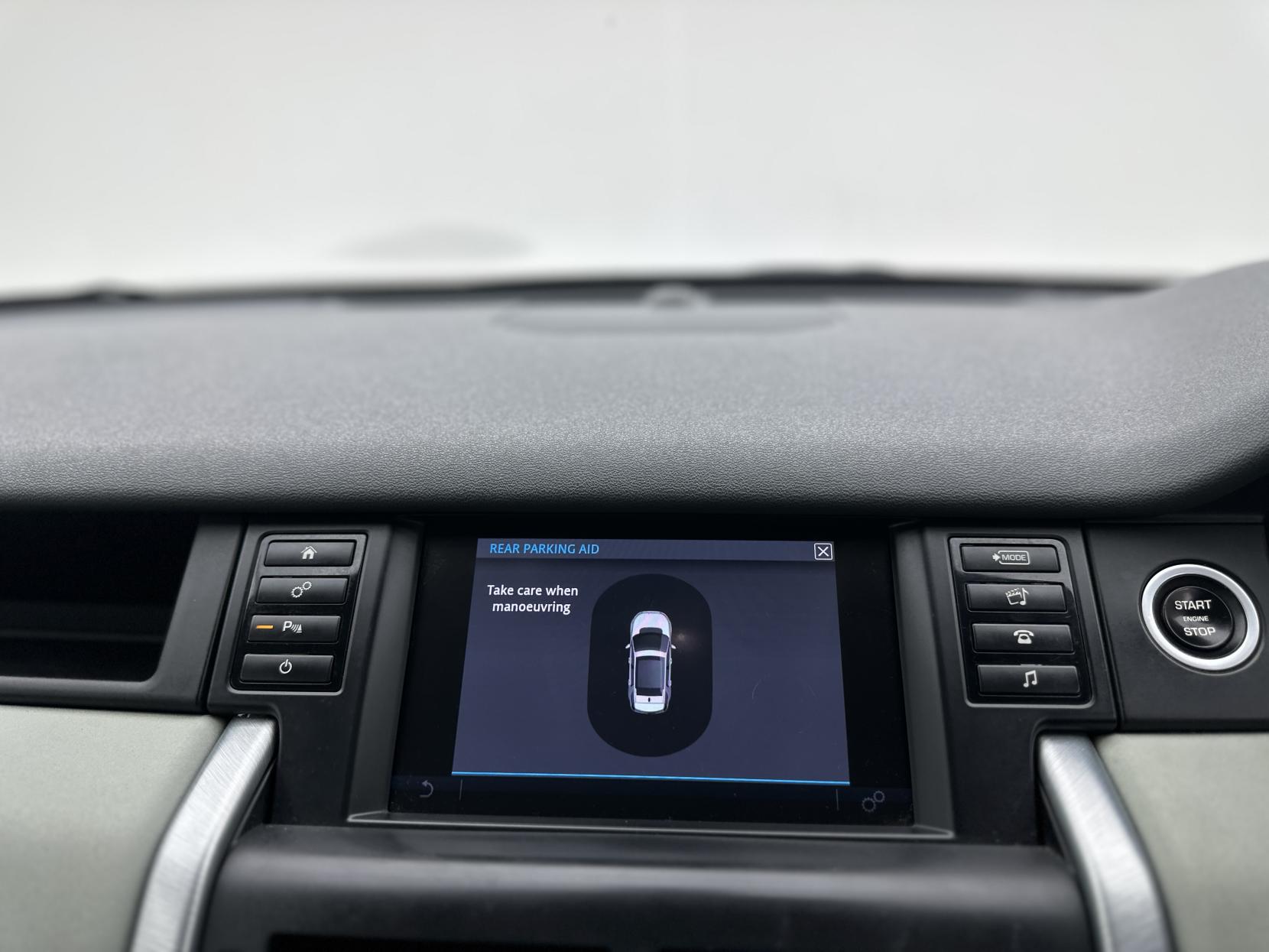 Land Rover Discovery Sport 2.0 TD4 SE SUV 5dr Diesel Auto 4WD Euro 6 (s/s) (180 ps)