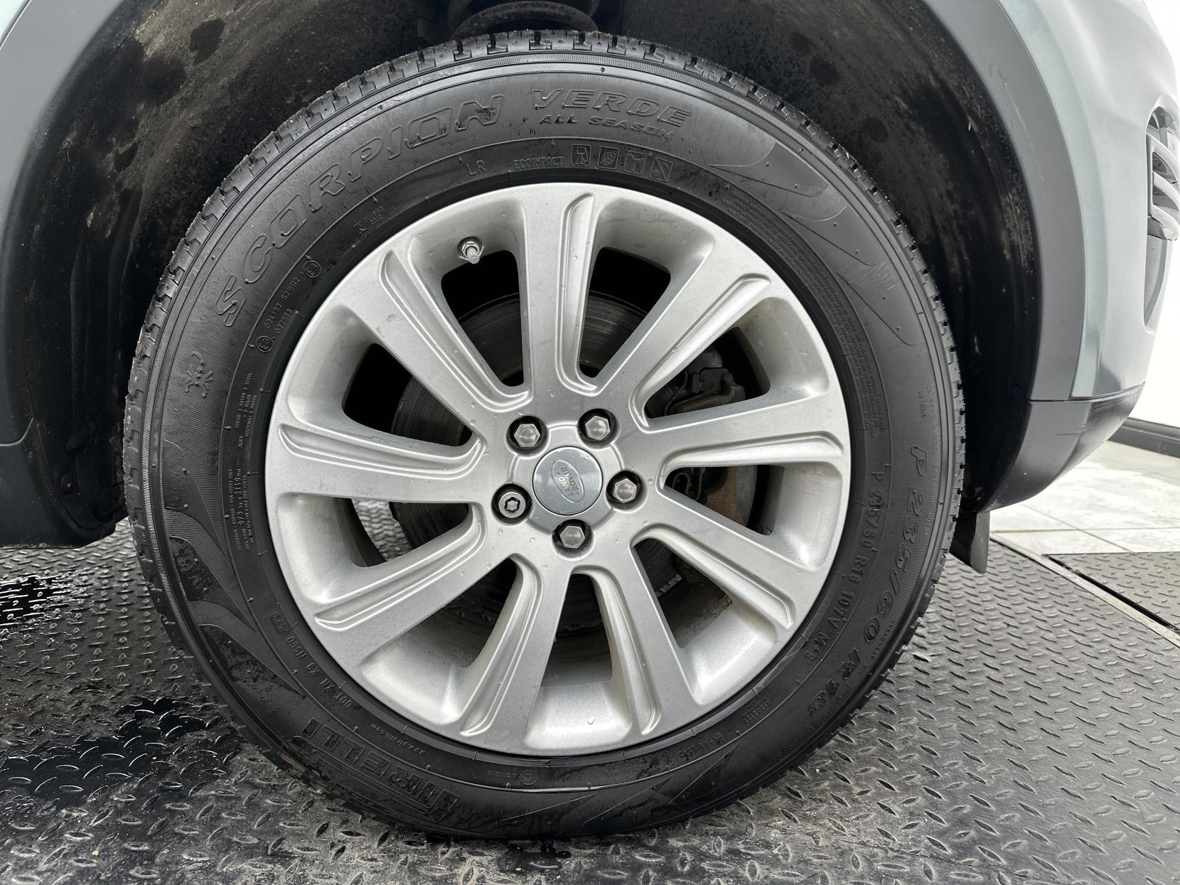 Land Rover Discovery Sport 2.0 TD4 SE SUV 5dr Diesel Auto 4WD Euro 6 (s/s) (180 ps)