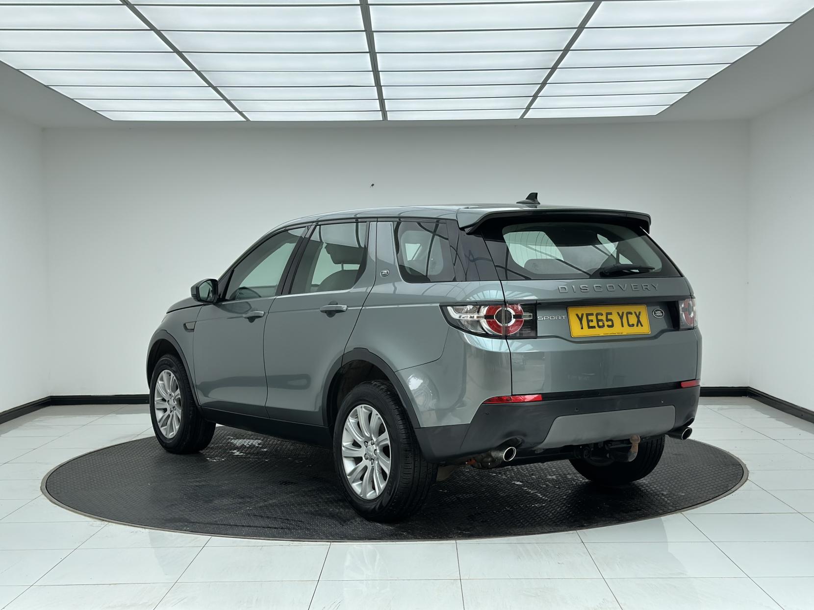 Land Rover Discovery Sport 2.0 TD4 SE SUV 5dr Diesel Auto 4WD Euro 6 (s/s) (180 ps)