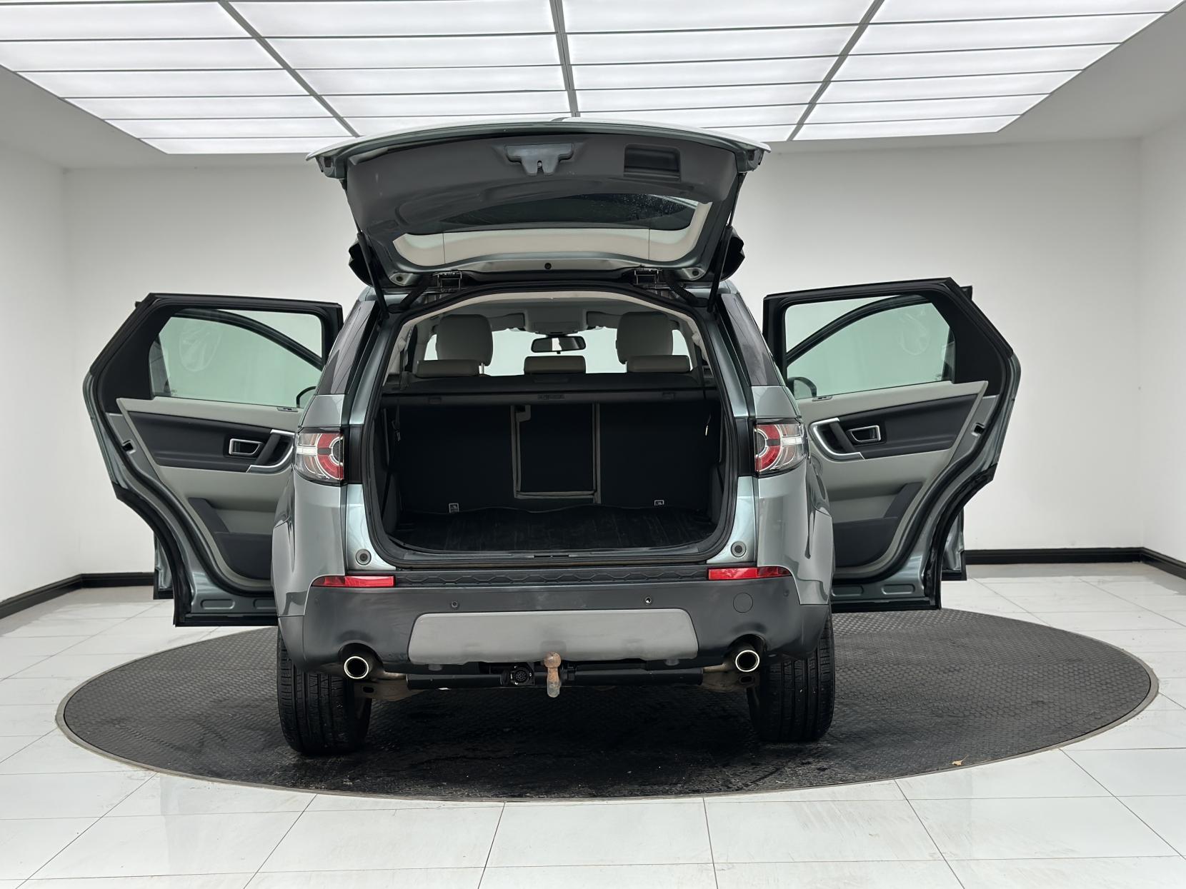 Land Rover Discovery Sport 2.0 TD4 SE SUV 5dr Diesel Auto 4WD Euro 6 (s/s) (180 ps)
