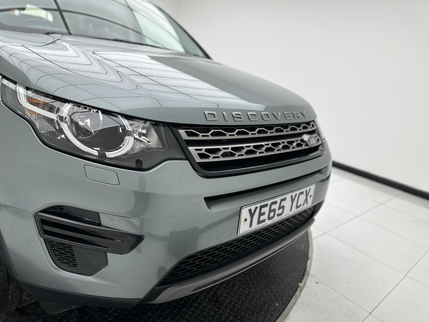 Land Rover Discovery Sport 2.0 TD4 SE SUV 5dr Diesel Auto 4WD Euro 6 (s/s) (180 ps)