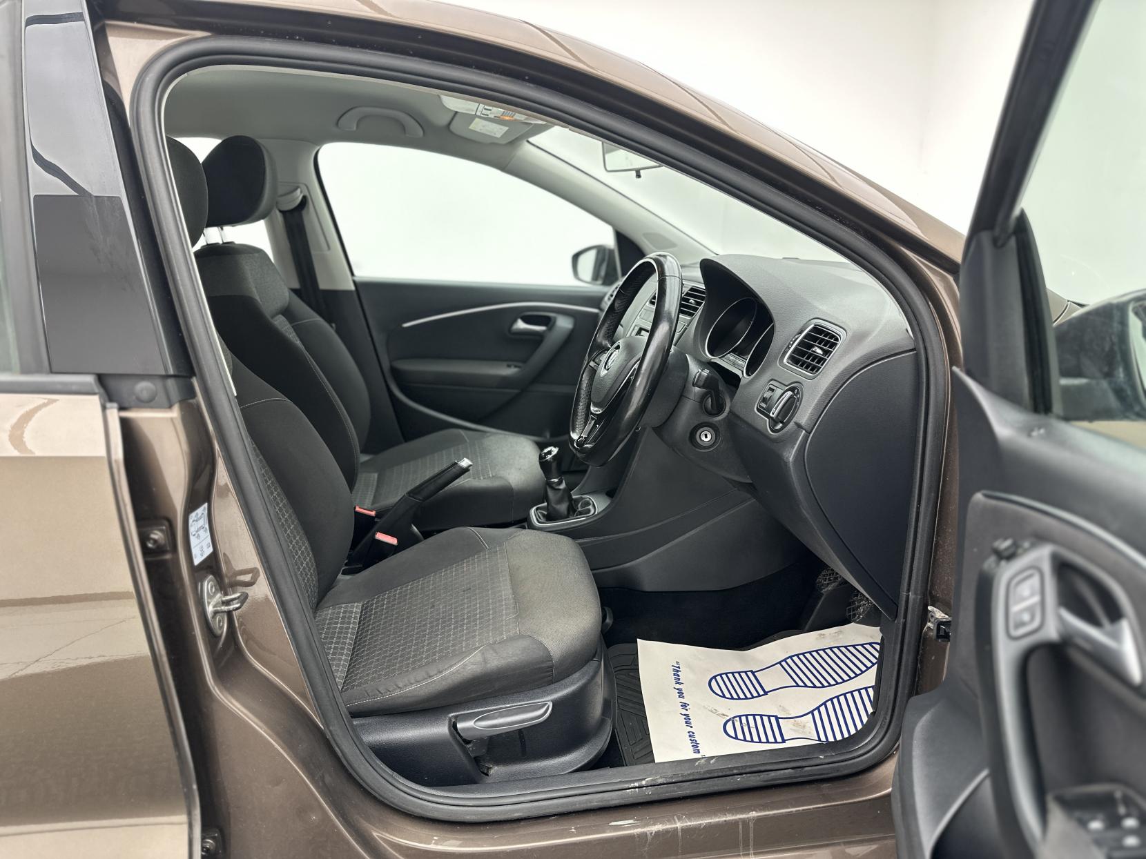 Volkswagen Polo 1.2 TSI BlueMotion Tech SE Hatchback 5dr Petrol Manual Euro 6 (s/s) (90 ps)