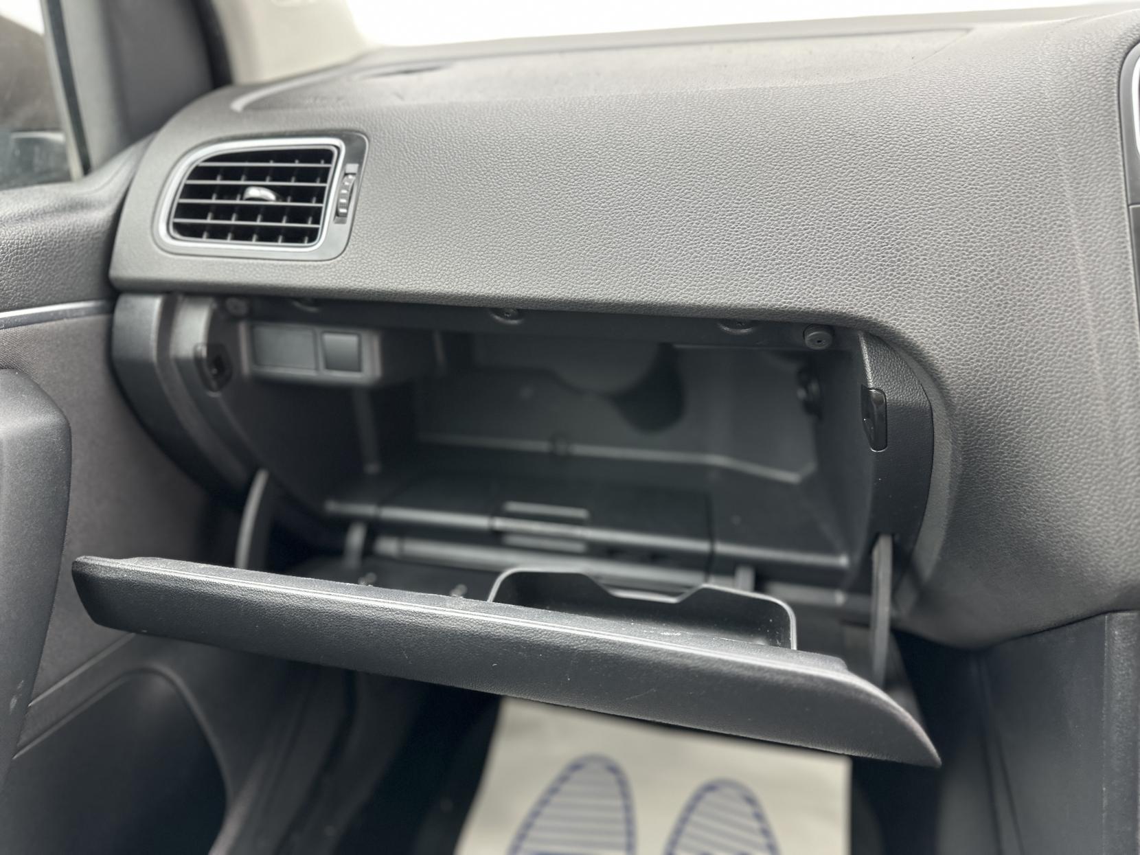 Volkswagen Polo 1.2 TSI BlueMotion Tech SE Hatchback 5dr Petrol Manual Euro 6 (s/s) (90 ps)