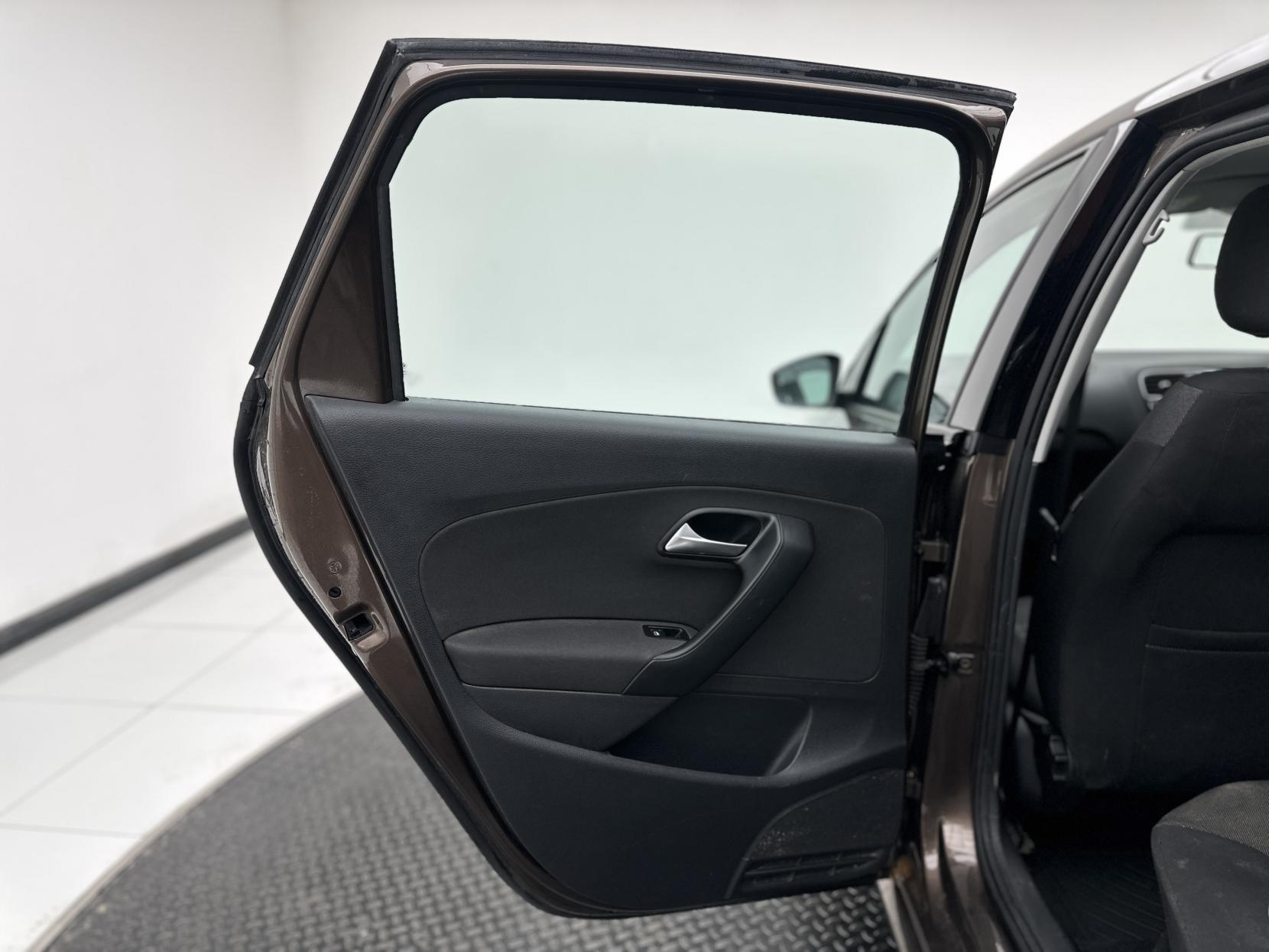 Volkswagen Polo 1.2 TSI BlueMotion Tech SE Hatchback 5dr Petrol Manual Euro 6 (s/s) (90 ps)