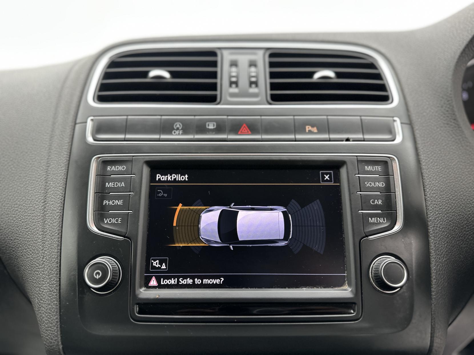 Volkswagen Polo 1.2 TSI BlueMotion Tech SE Hatchback 5dr Petrol Manual Euro 6 (s/s) (90 ps)