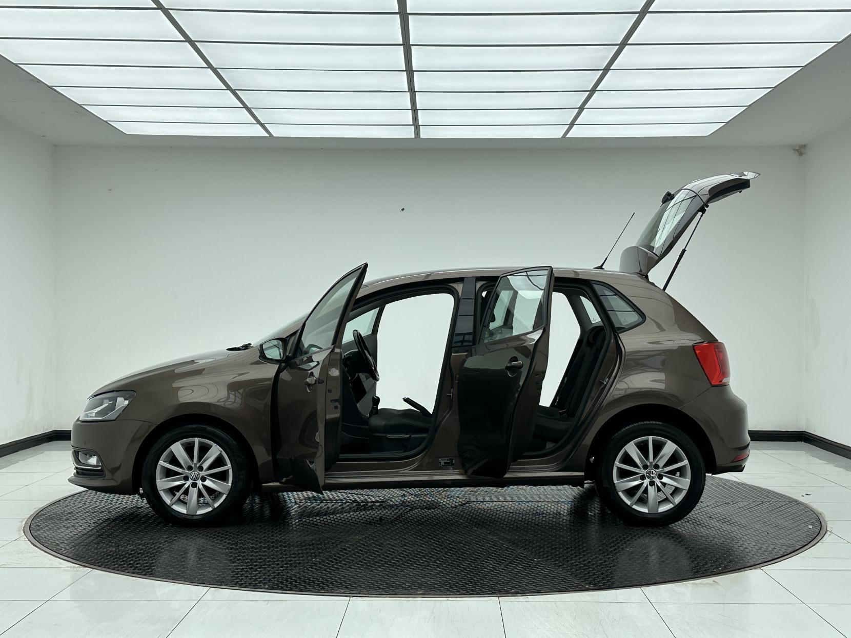 Volkswagen Polo 1.2 TSI BlueMotion Tech SE Hatchback 5dr Petrol Manual Euro 6 (s/s) (90 ps)