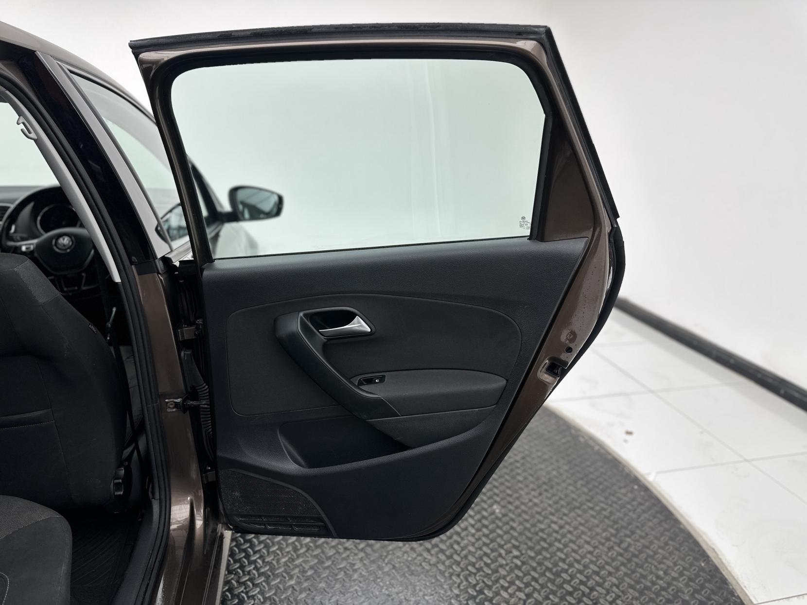 Volkswagen Polo 1.2 TSI BlueMotion Tech SE Hatchback 5dr Petrol Manual Euro 6 (s/s) (90 ps)