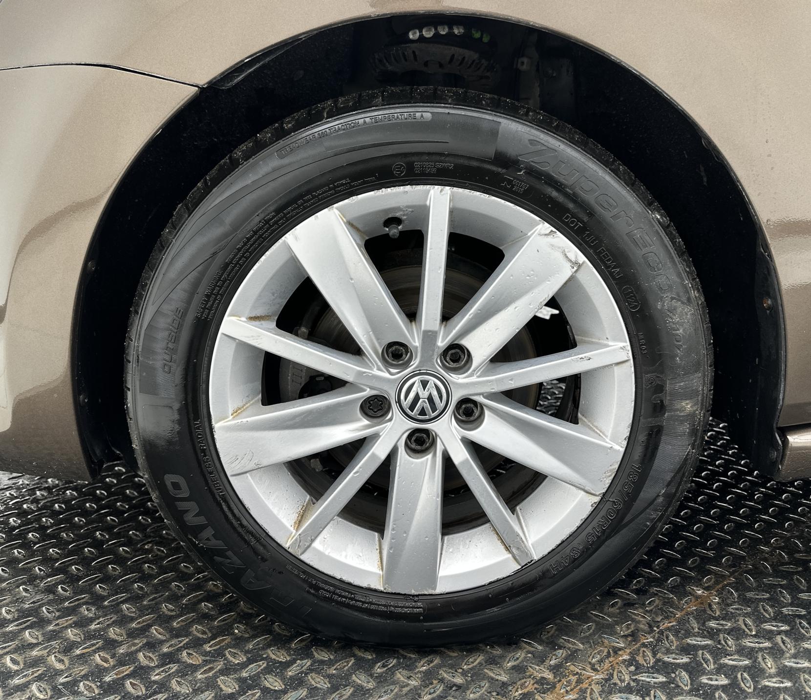 Volkswagen Polo 1.2 TSI BlueMotion Tech SE Hatchback 5dr Petrol Manual Euro 6 (s/s) (90 ps)