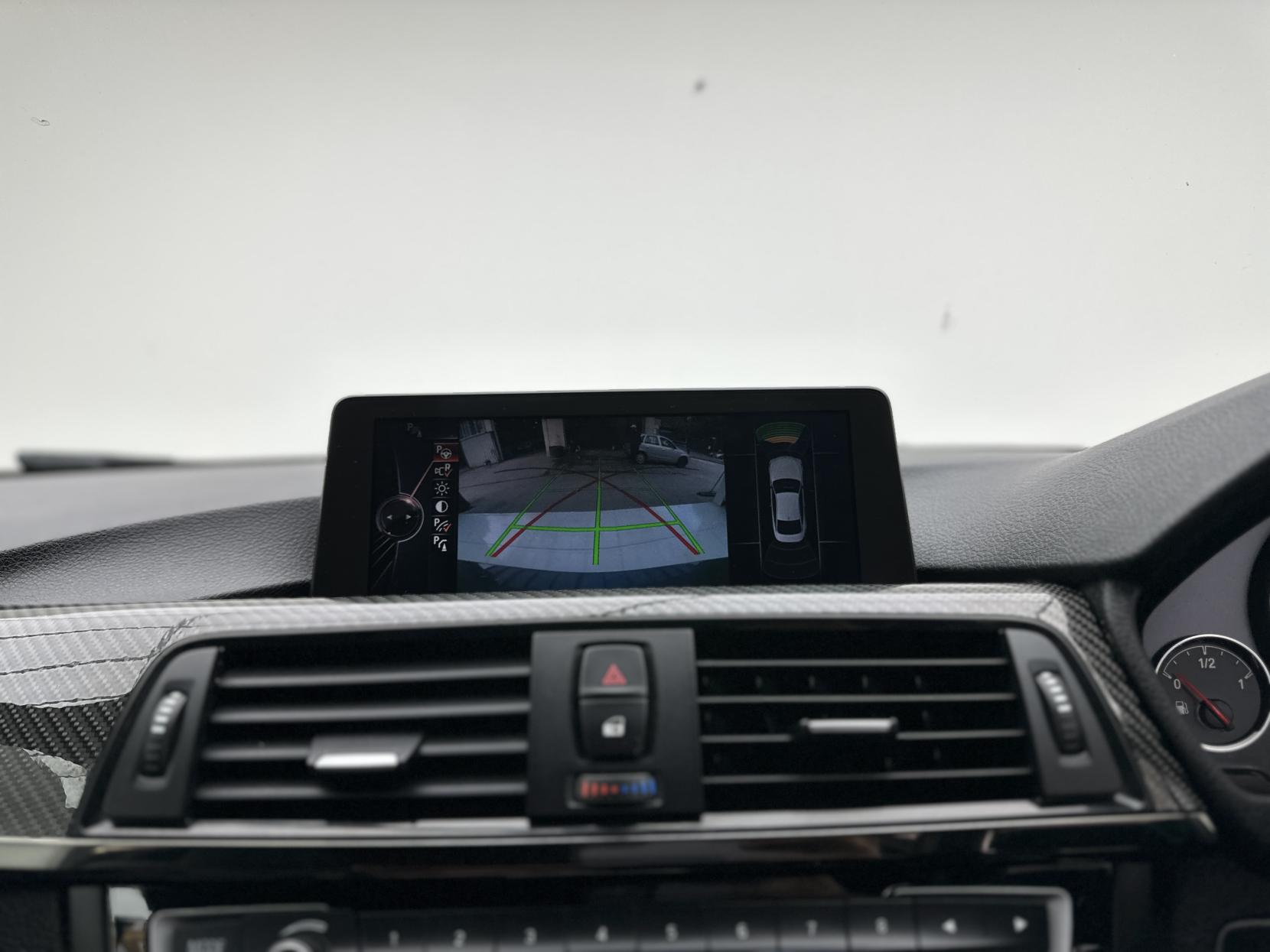 BMW M4 3.0 BiTurbo Coupe 2dr Petrol DCT Euro 6 (s/s) (431 ps)