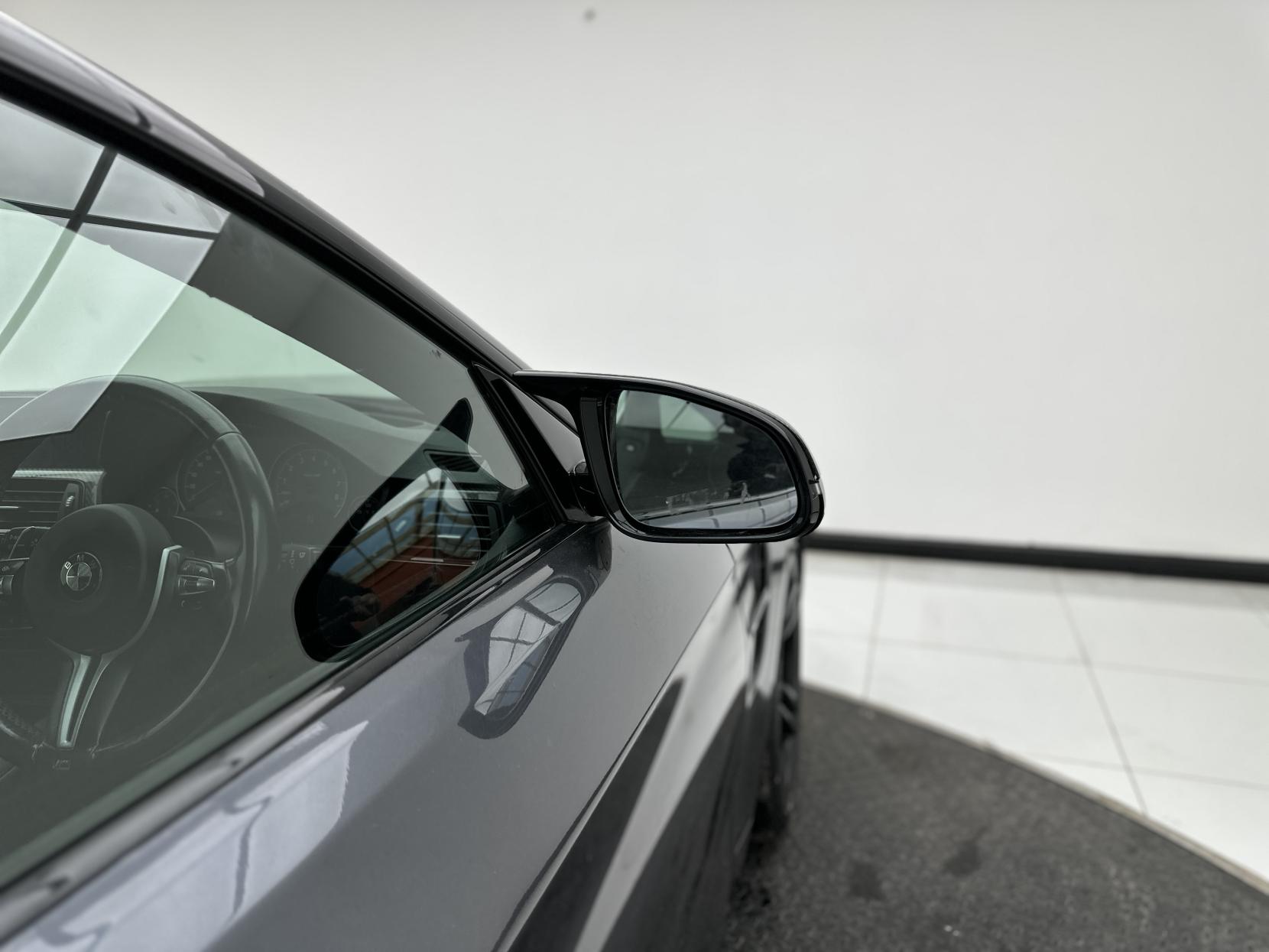 BMW M4 3.0 BiTurbo Coupe 2dr Petrol DCT Euro 6 (s/s) (431 ps)