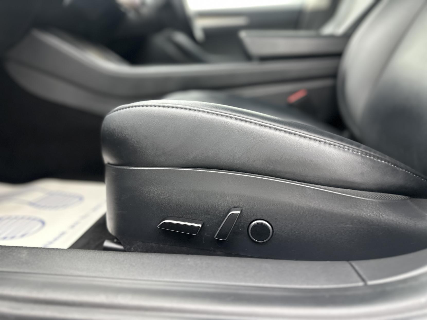 Tesla Model 3 Standard Range Plus Saloon 4dr Electric Auto RWD (241 bhp)