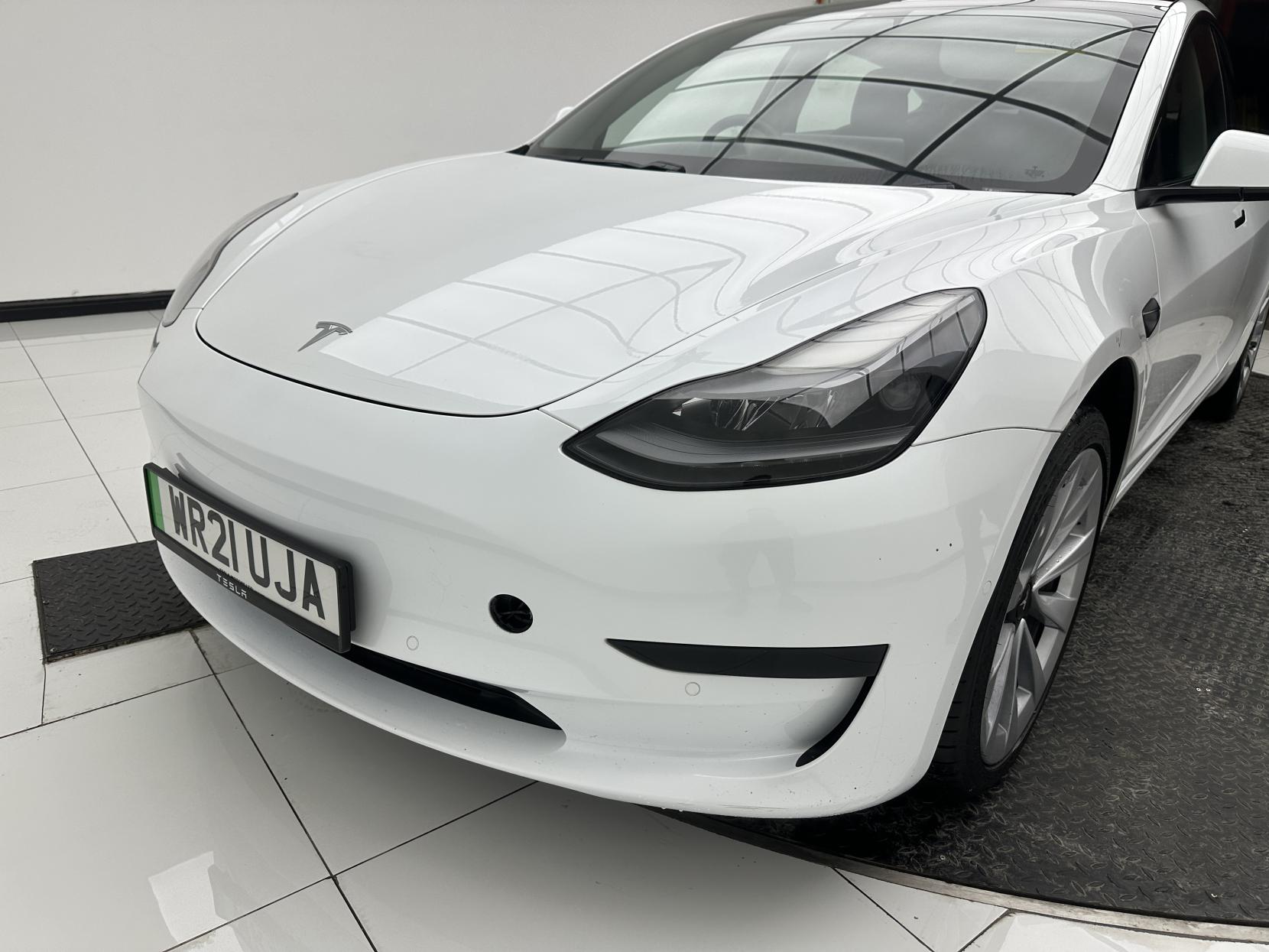 Tesla Model 3 Standard Range Plus Saloon 4dr Electric Auto RWD (241 bhp)