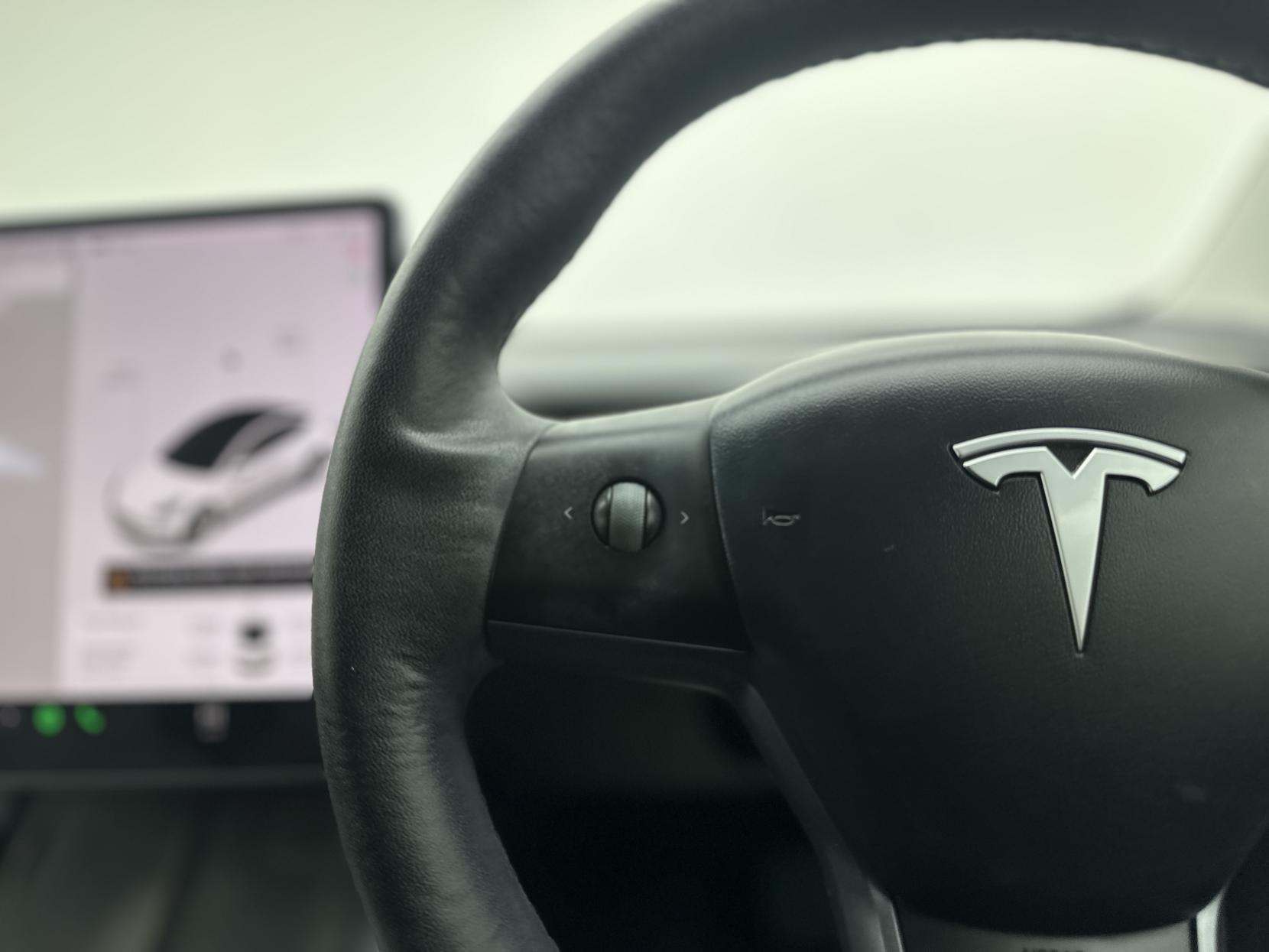 Tesla Model 3 Standard Range Plus Saloon 4dr Electric Auto RWD (241 bhp)