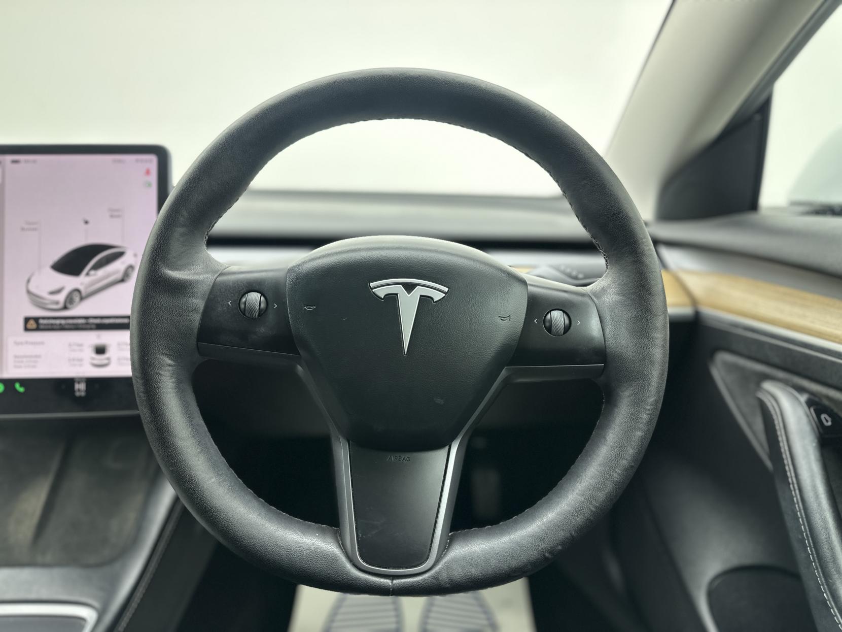 Tesla Model 3 Standard Range Plus Saloon 4dr Electric Auto RWD (241 bhp)