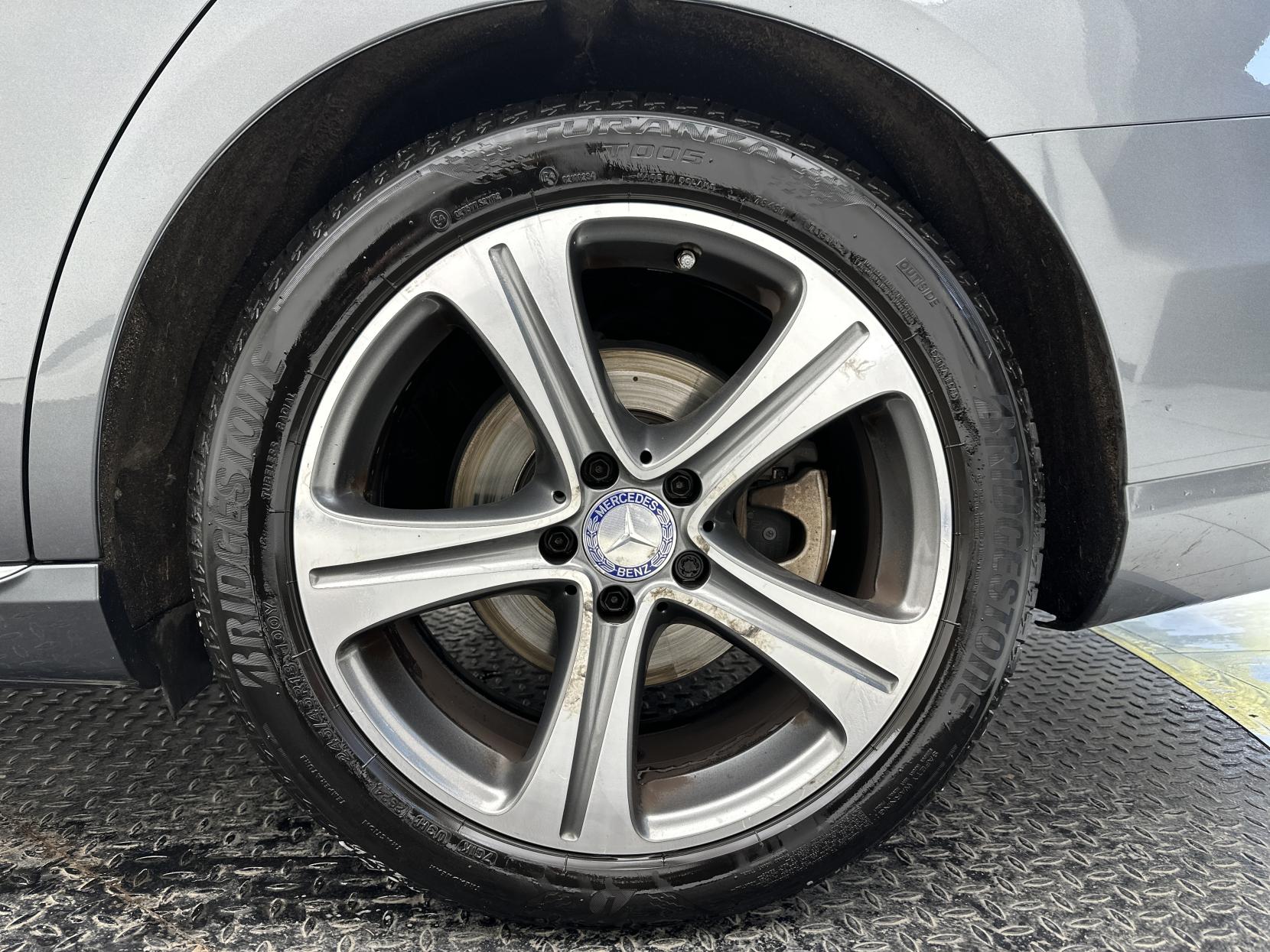 Mercedes-Benz E Class 2.0 E220d SE Saloon 4dr Diesel G-Tronic+ Euro 6 (s/s) (194 ps)