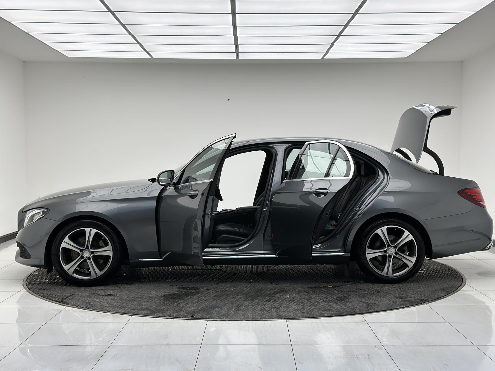 Mercedes-Benz E Class 2.0 E220d SE Saloon 4dr Diesel G-Tronic+ Euro 6 (s/s) (194 ps)