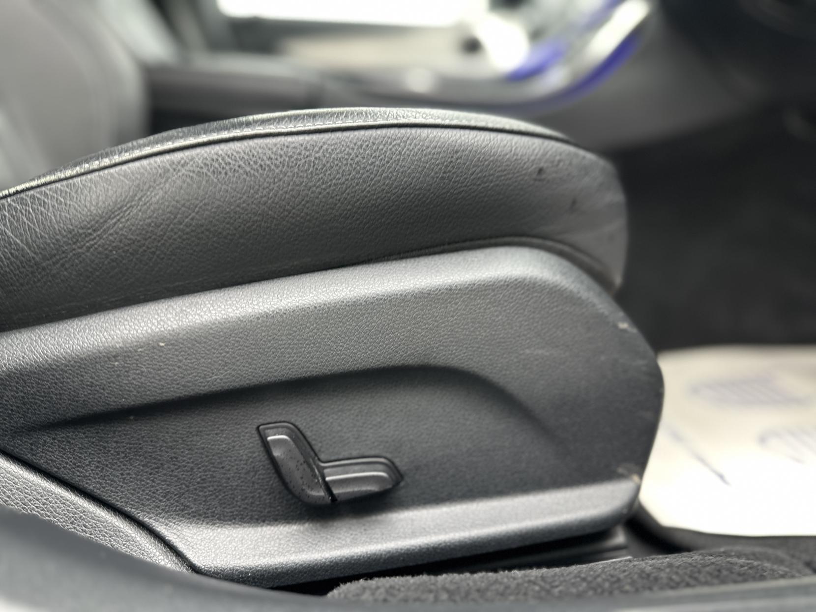 Mercedes-Benz E Class 2.0 E220d SE Saloon 4dr Diesel G-Tronic+ Euro 6 (s/s) (194 ps)