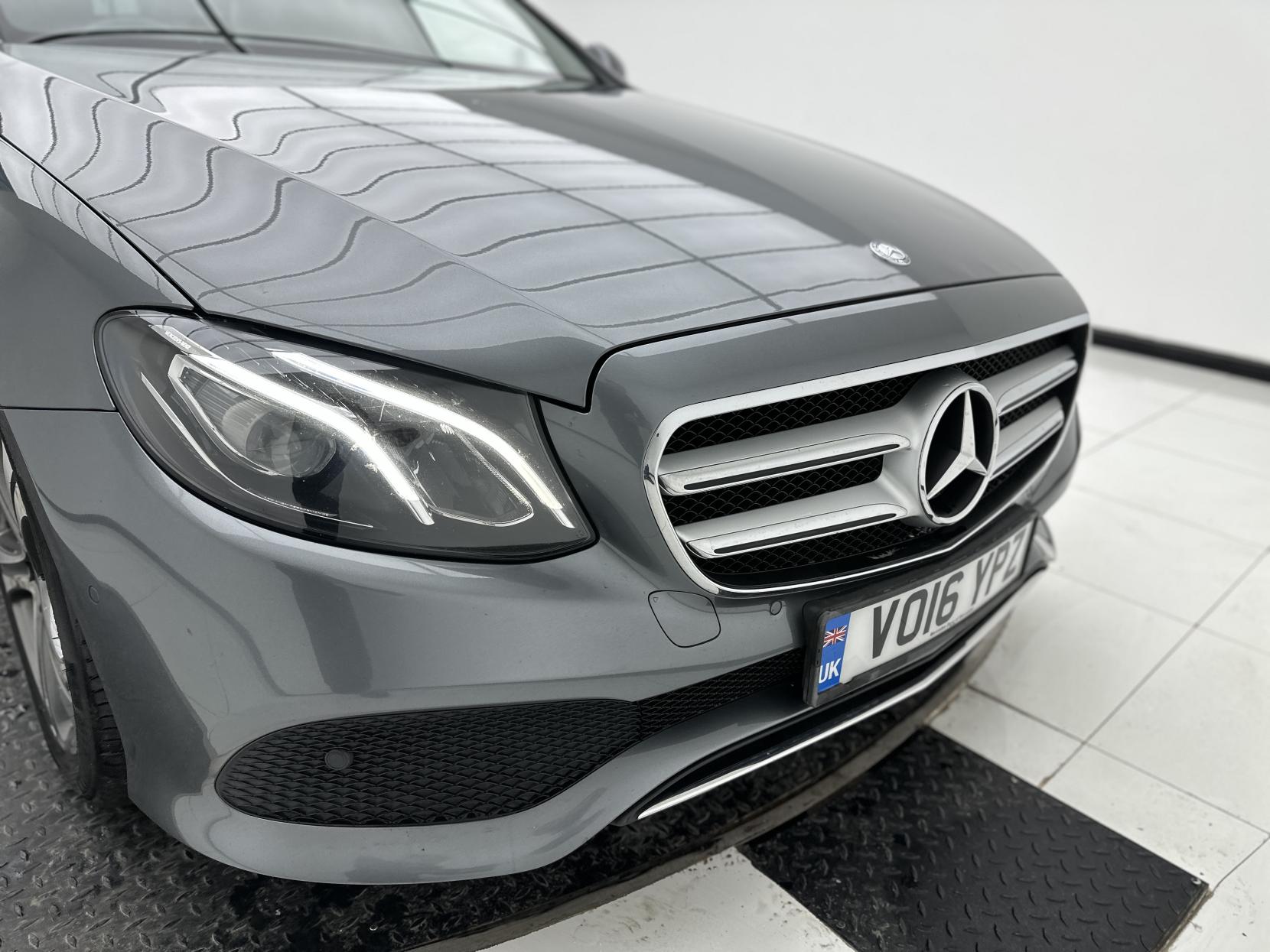 Mercedes-Benz E Class 2.0 E220d SE Saloon 4dr Diesel G-Tronic+ Euro 6 (s/s) (194 ps)