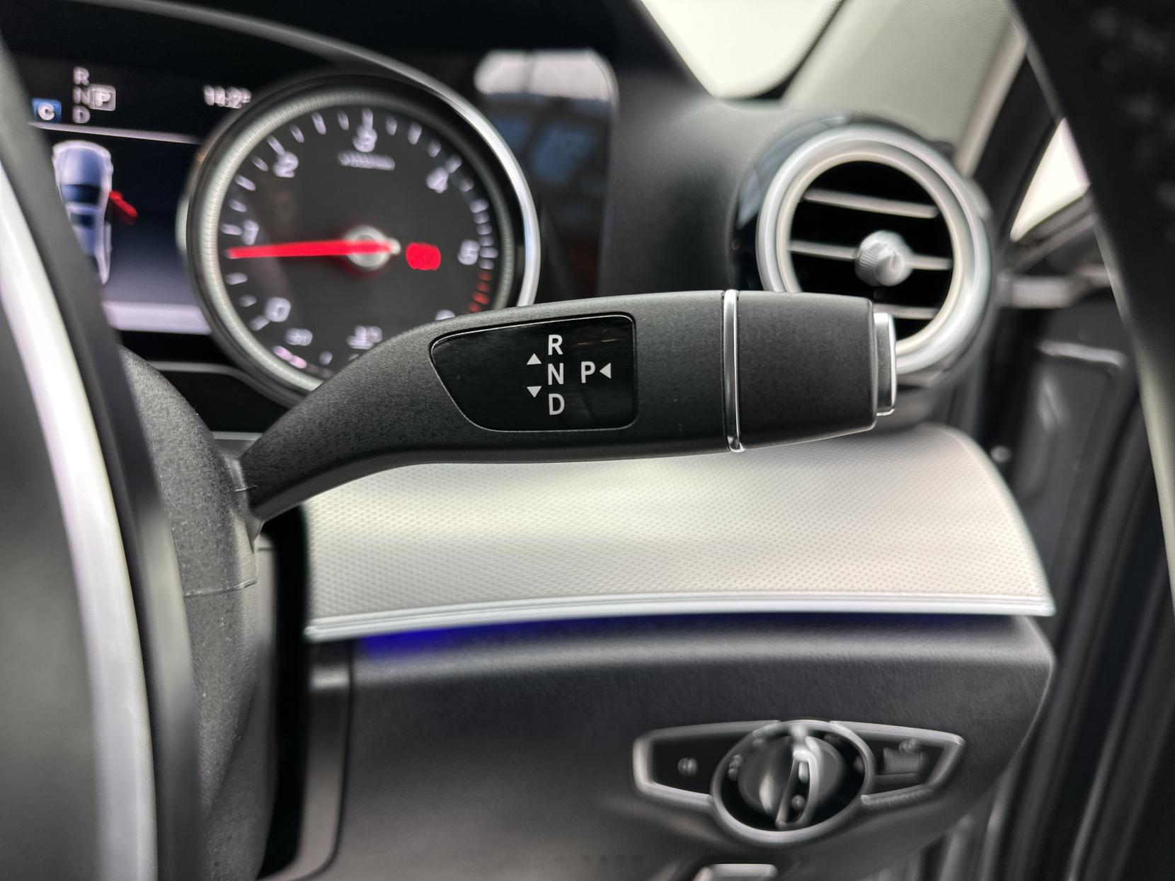 Mercedes-Benz E Class 2.0 E220d SE Saloon 4dr Diesel G-Tronic+ Euro 6 (s/s) (194 ps)