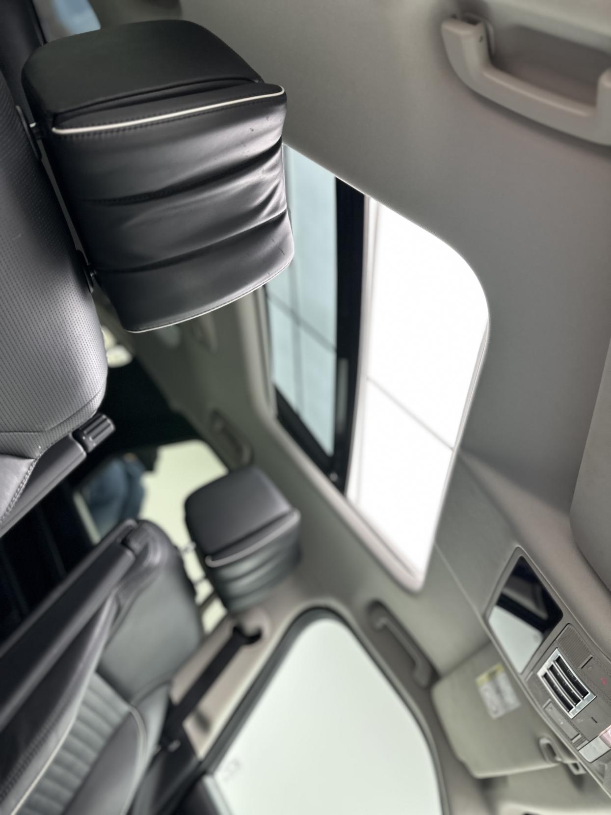 Land Rover Discovery 2.0 SD4 HSE Luxury SUV 5dr Diesel Auto 4WD Euro 6 (s/s) (240 ps)