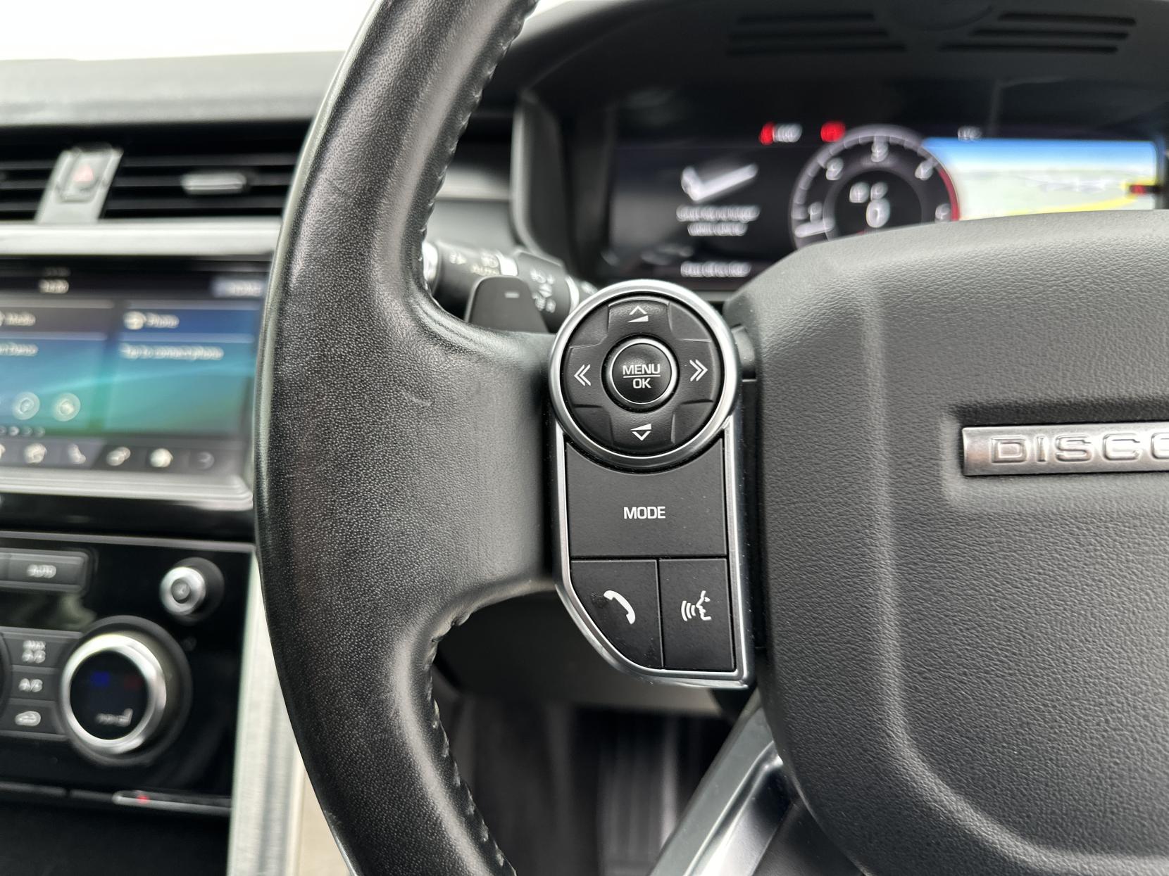 Land Rover Discovery 2.0 SD4 HSE Luxury SUV 5dr Diesel Auto 4WD Euro 6 (s/s) (240 ps)