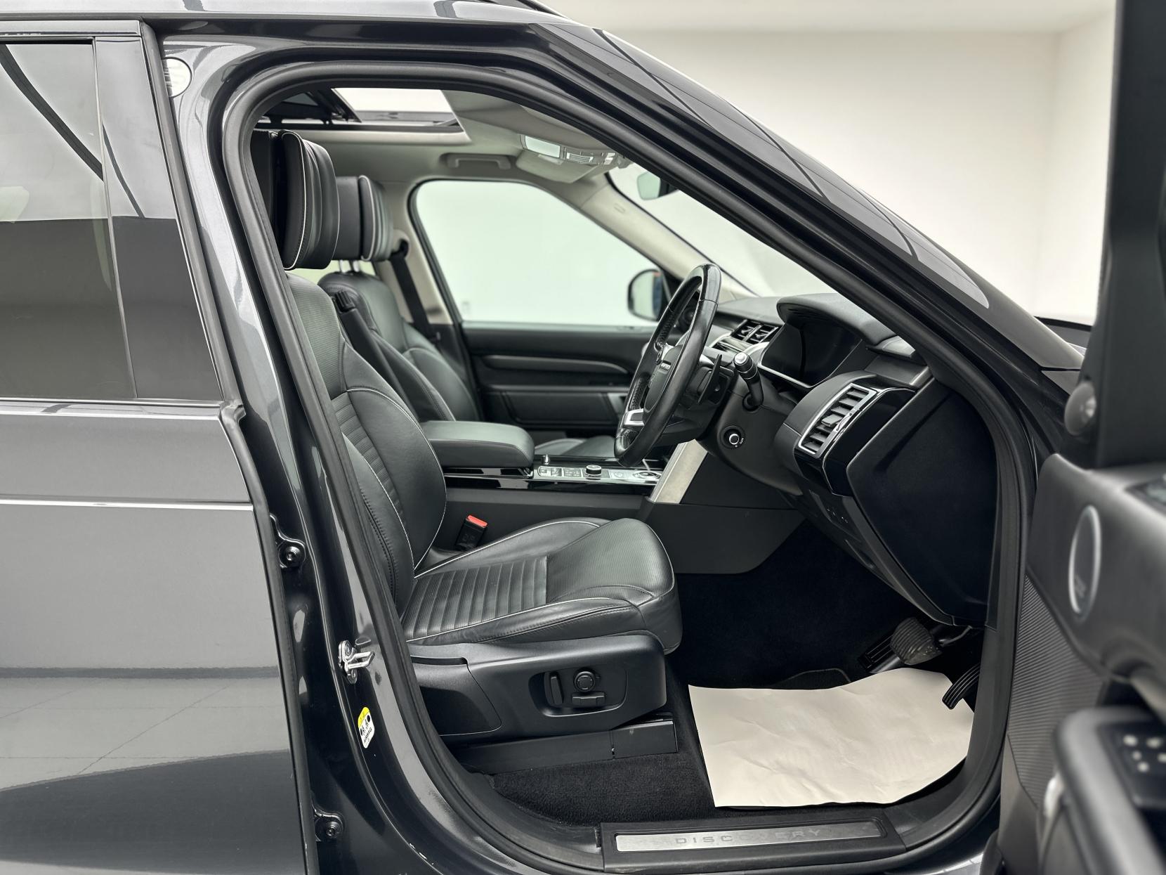 Land Rover Discovery 2.0 SD4 HSE Luxury SUV 5dr Diesel Auto 4WD Euro 6 (s/s) (240 ps)