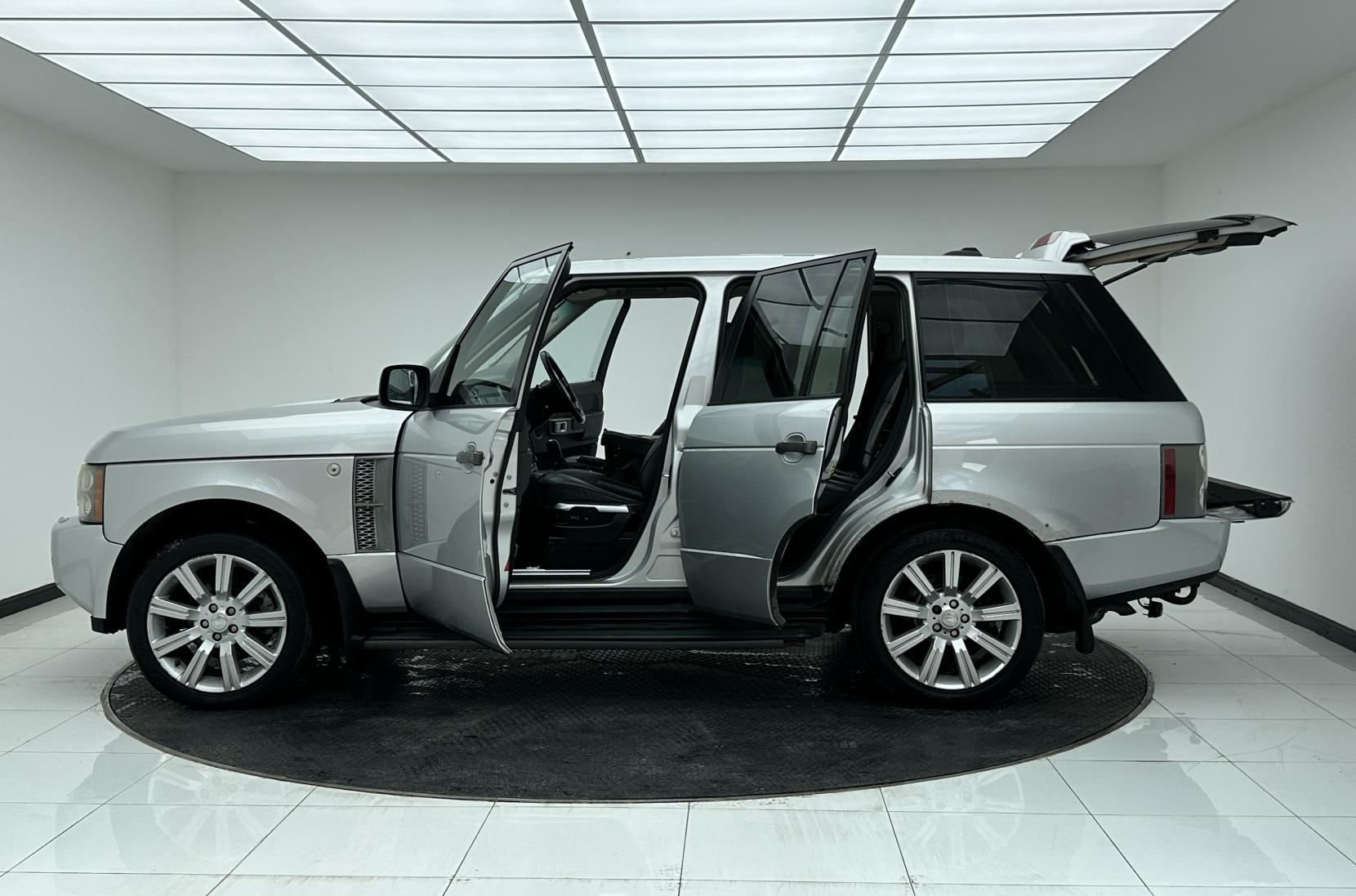 Land Rover Range Rover 3.6 TD V8 Vogue SUV 5dr Diesel Automatic (299 g/km, 272 bhp)