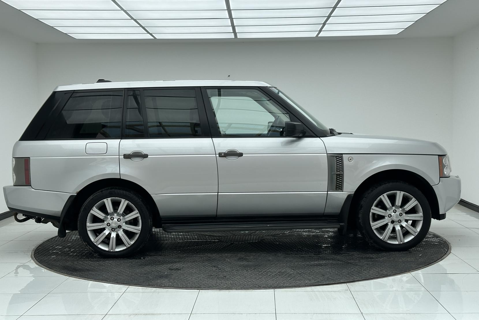 Land Rover Range Rover 3.6 TD V8 Vogue SUV 5dr Diesel Automatic (299 g/km, 272 bhp)