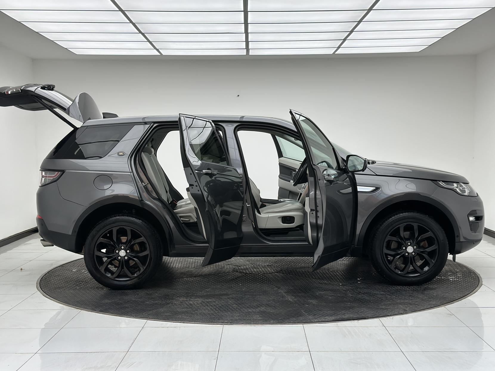Land Rover Discovery Sport 2.0 TD4 HSE SUV 5dr Diesel Auto 4WD Euro 6 (s/s) (180 ps)
