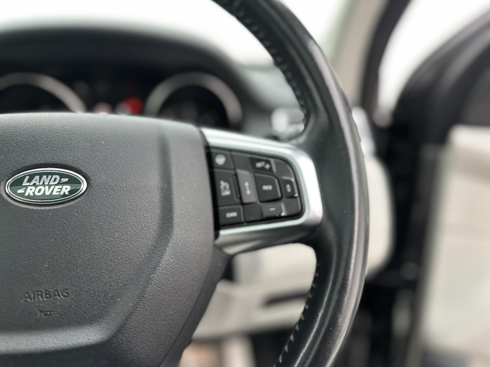 Land Rover Discovery Sport 2.0 TD4 HSE SUV 5dr Diesel Auto 4WD Euro 6 (s/s) (180 ps)