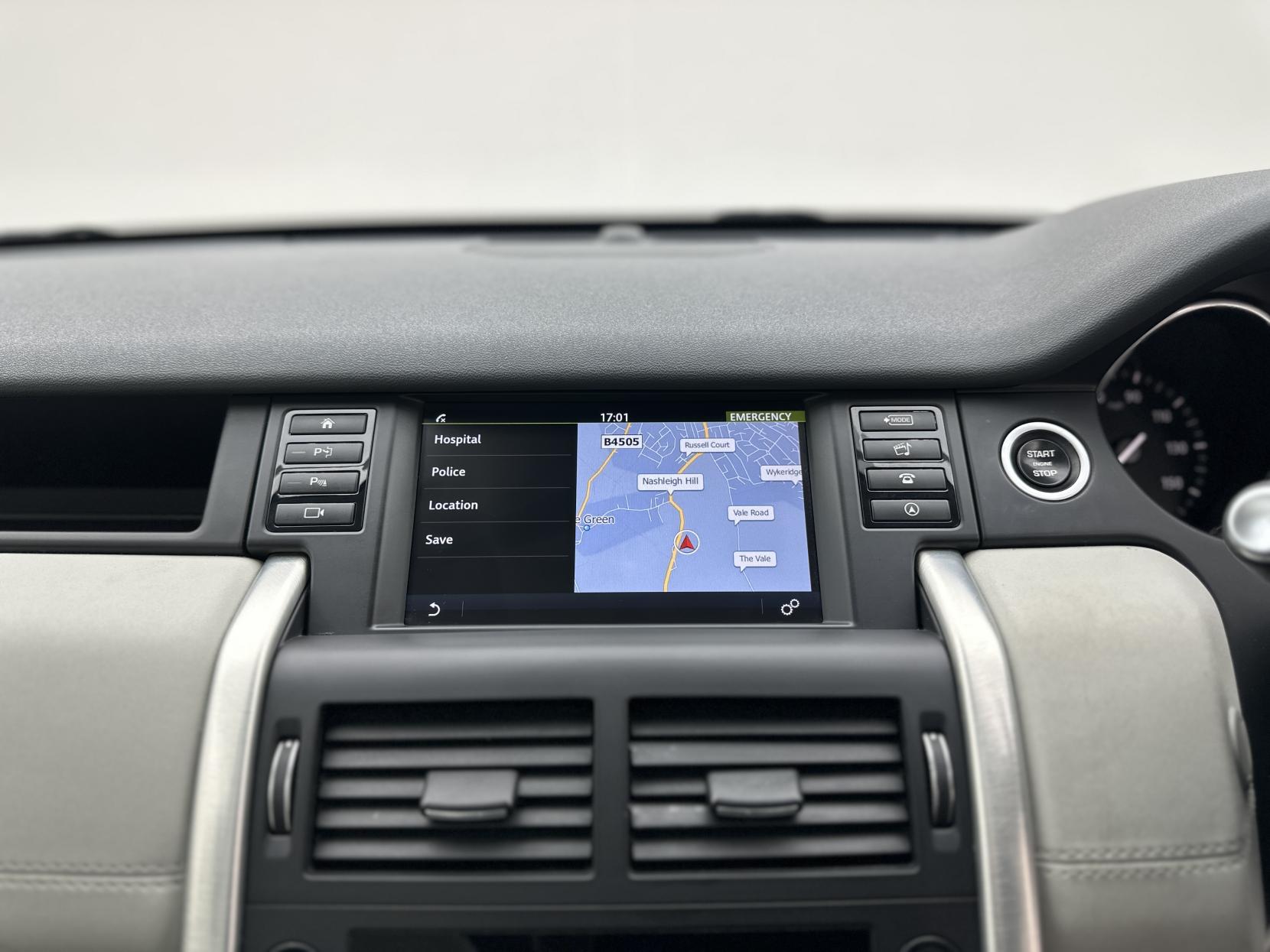 Land Rover Discovery Sport 2.0 TD4 HSE SUV 5dr Diesel Auto 4WD Euro 6 (s/s) (180 ps)