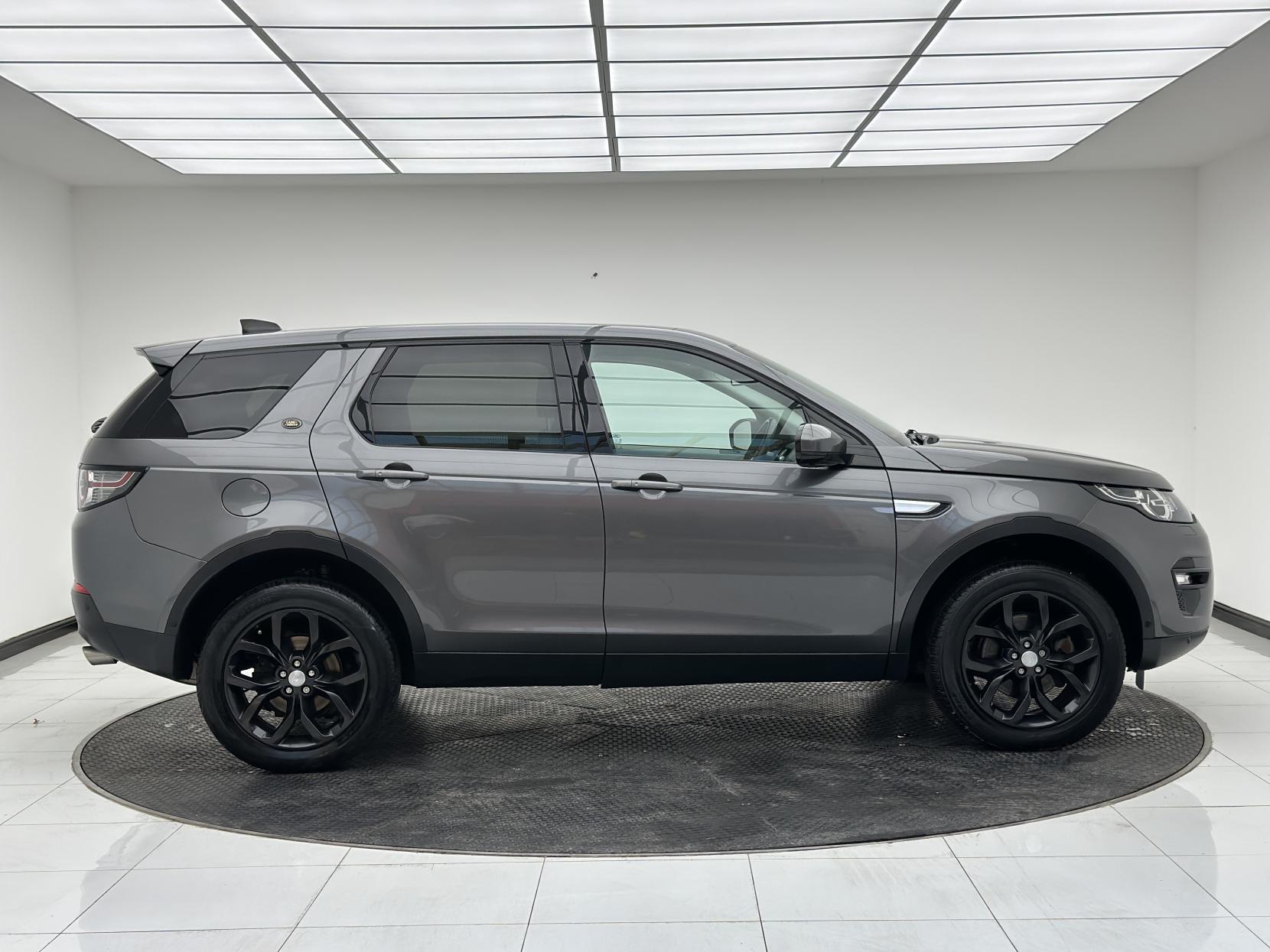 Land Rover Discovery Sport 2.0 TD4 HSE SUV 5dr Diesel Auto 4WD Euro 6 (s/s) (180 ps)