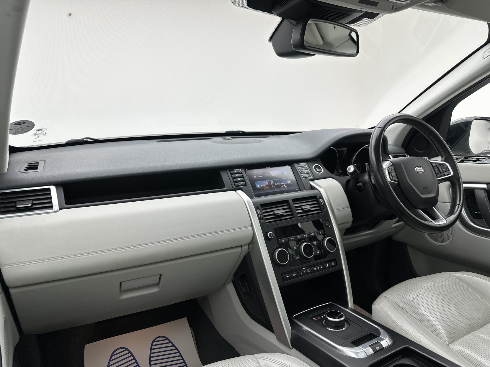 Land Rover Discovery Sport 2.0 TD4 HSE SUV 5dr Diesel Auto 4WD Euro 6 (s/s) (180 ps)