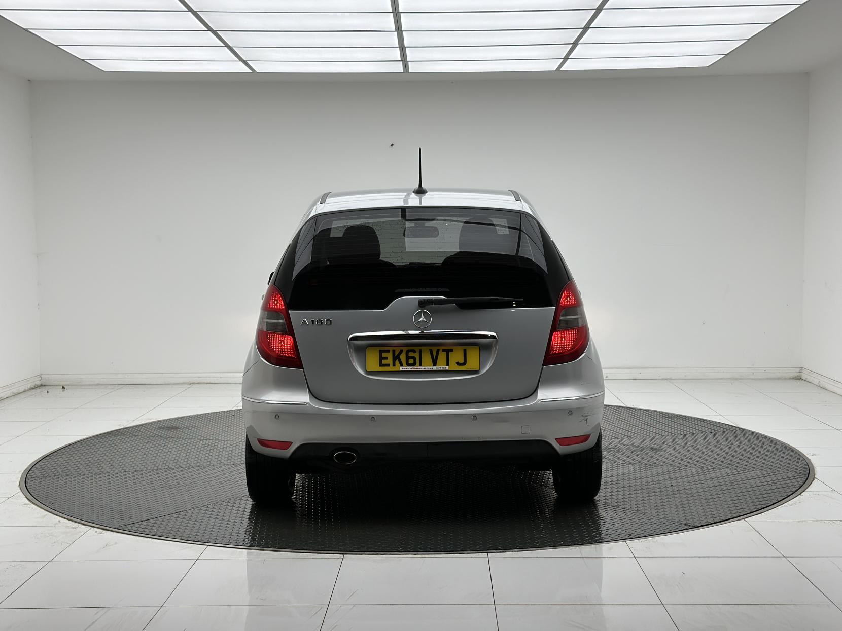 Mercedes-Benz A Class 1.7 A180 Avantgarde SE Hatchback 5dr Petrol CVT (166 g/km, 116 bhp)