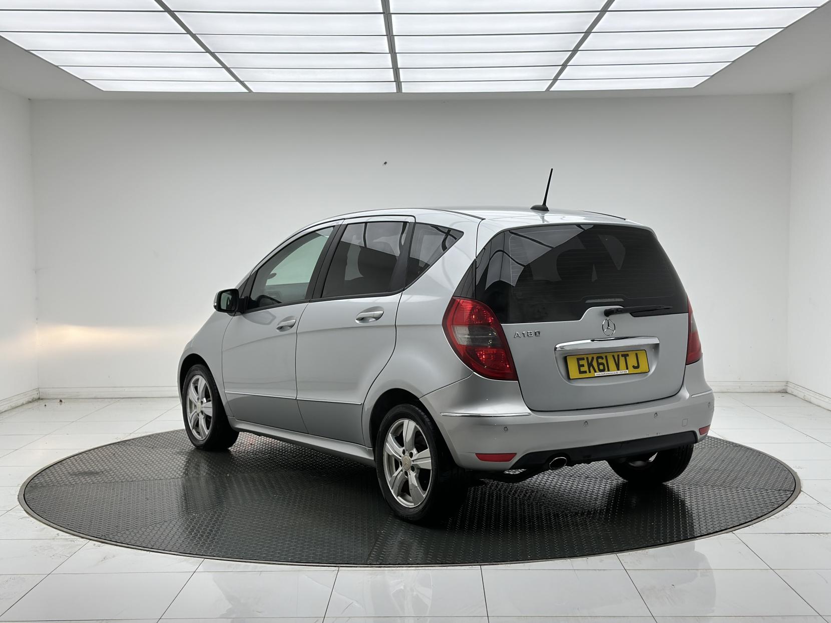 Mercedes-Benz A Class 1.7 A180 Avantgarde SE Hatchback 5dr Petrol CVT (166 g/km, 116 bhp)