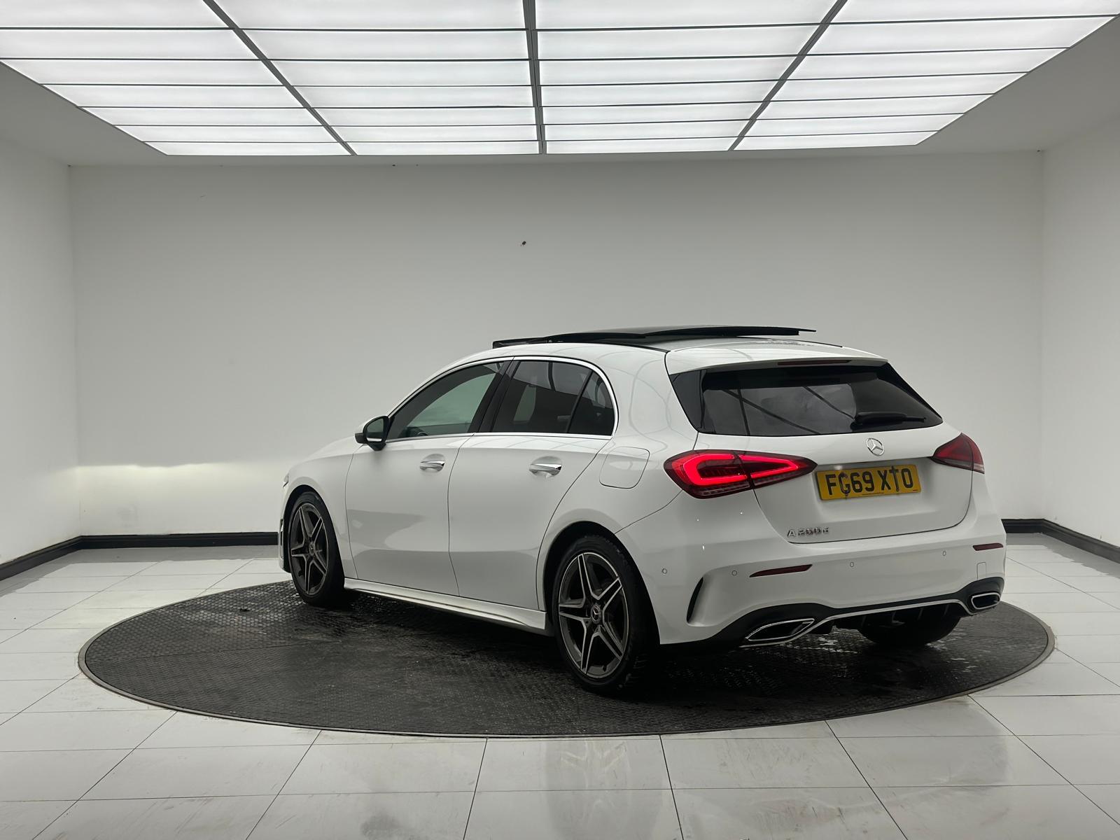 Mercedes-Benz A Class 2.0 A200d AMG Line (Premium Plus) Hatchback 5dr Diesel 8G-DCT Euro 6 (s/s) (150 ps)