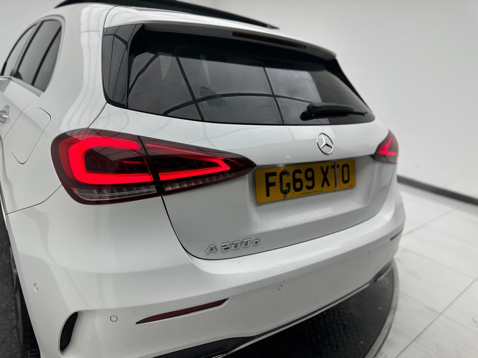 Mercedes-Benz A Class 2.0 A200d AMG Line (Premium Plus) Hatchback 5dr Diesel 8G-DCT Euro 6 (s/s) (150 ps)