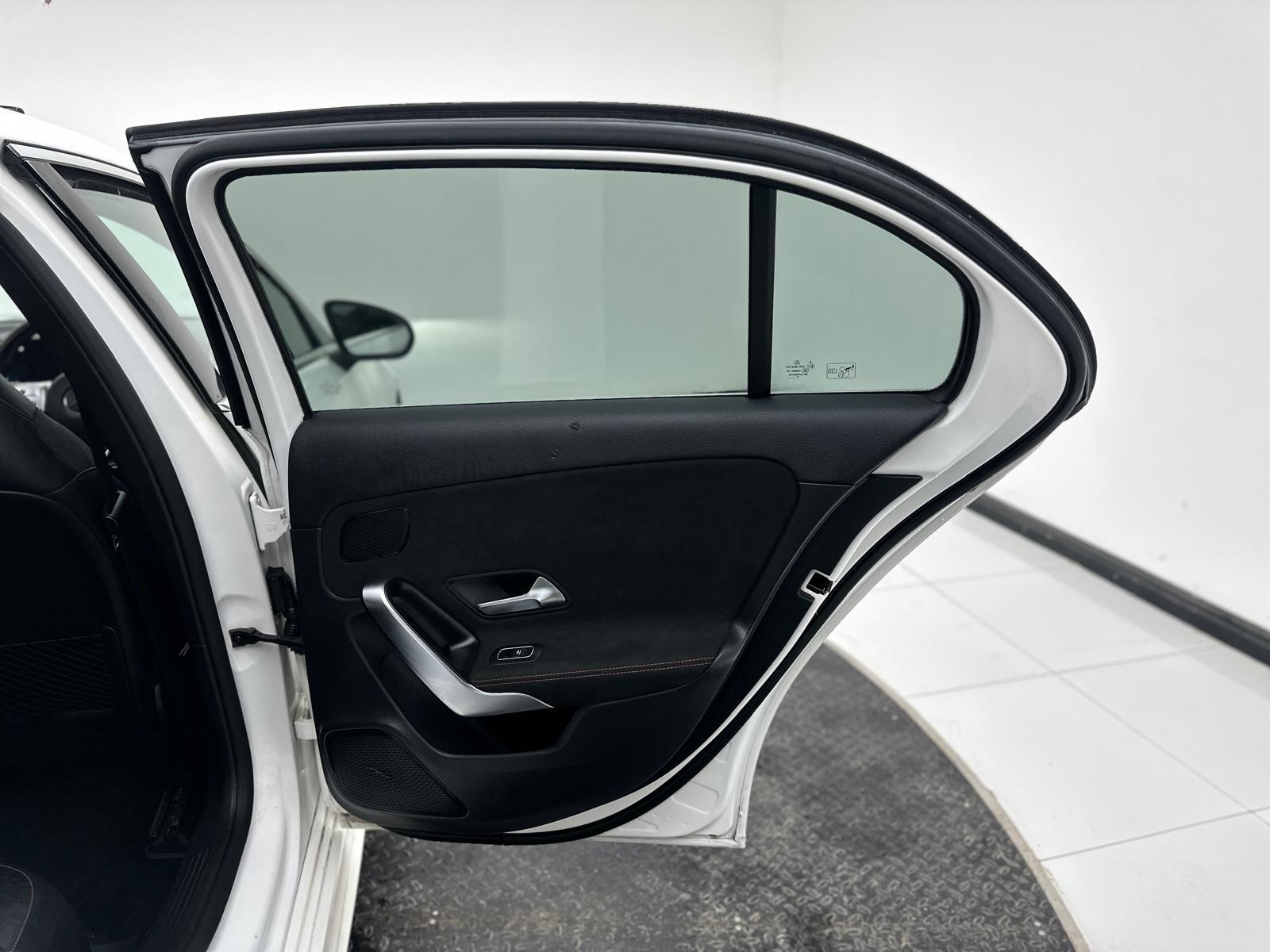 Mercedes-Benz A Class 2.0 A200d AMG Line (Premium Plus) Hatchback 5dr Diesel 8G-DCT Euro 6 (s/s) (150 ps)