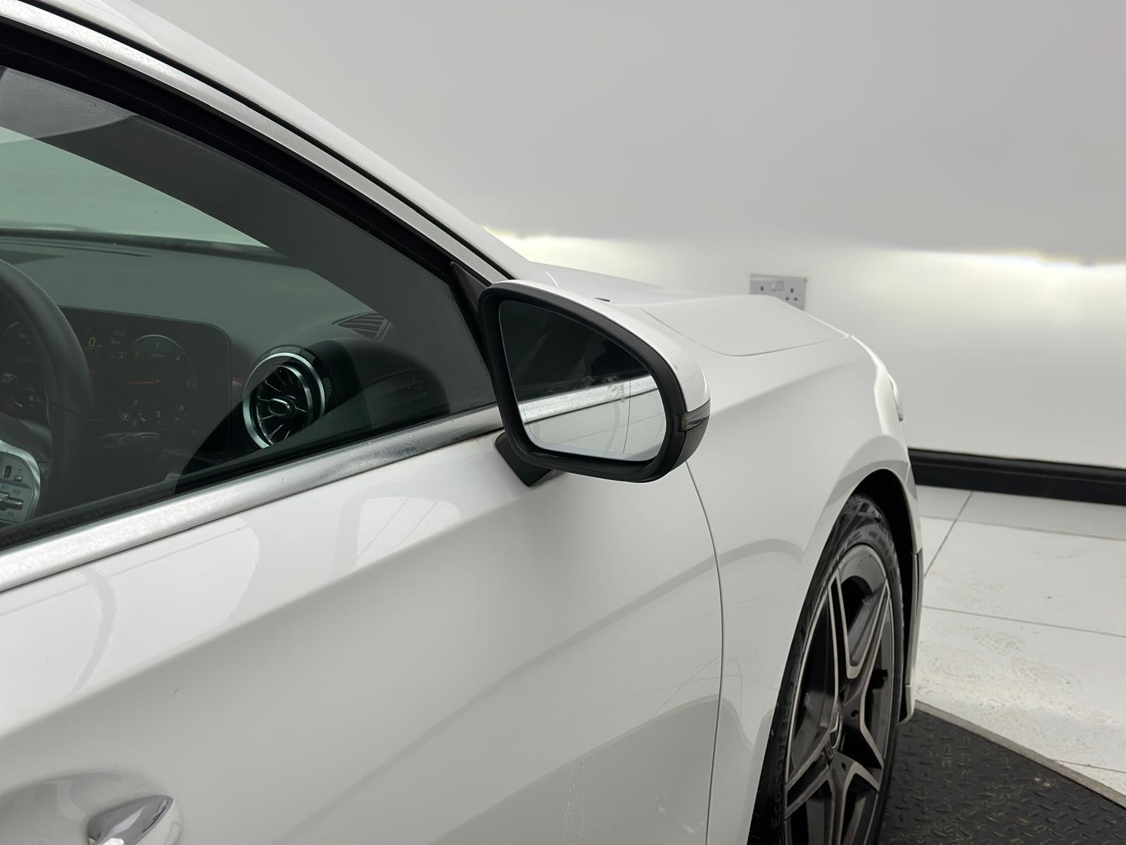 Mercedes-Benz A Class 2.0 A200d AMG Line (Premium Plus) Hatchback 5dr Diesel 8G-DCT Euro 6 (s/s) (150 ps)