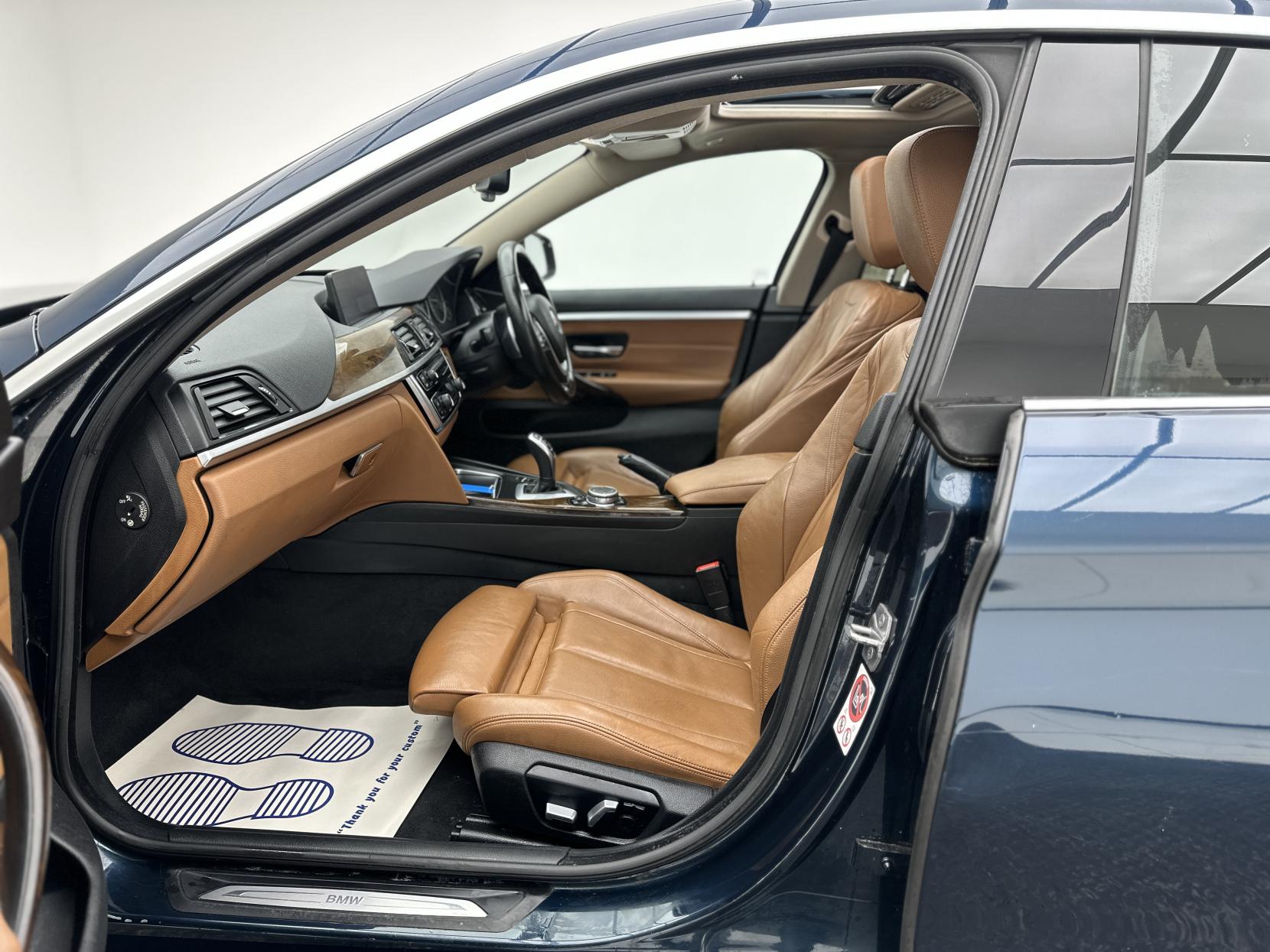 BMW 4 Series Gran Coupe 2.0 430i Luxury Hatchback 5dr Petrol Auto Euro 6 (s/s) (252 ps)