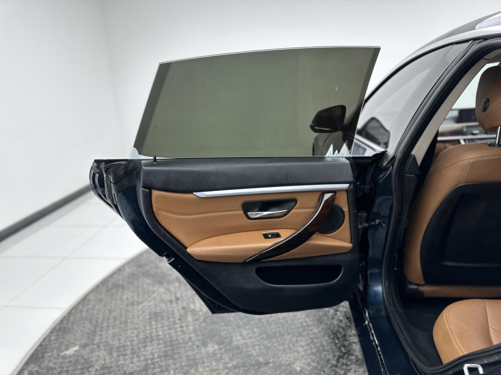 BMW 4 Series Gran Coupe 2.0 430i Luxury Hatchback 5dr Petrol Auto Euro 6 (s/s) (252 ps)