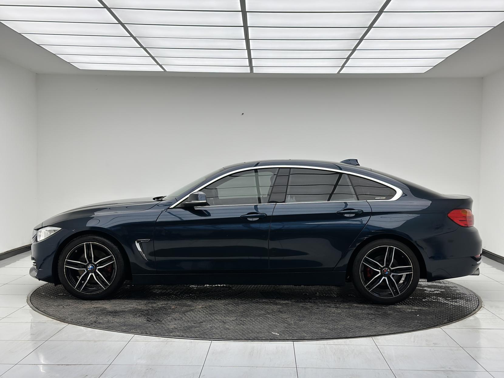 BMW 4 Series Gran Coupe 2.0 430i Luxury Hatchback 5dr Petrol Auto Euro 6 (s/s) (252 ps)