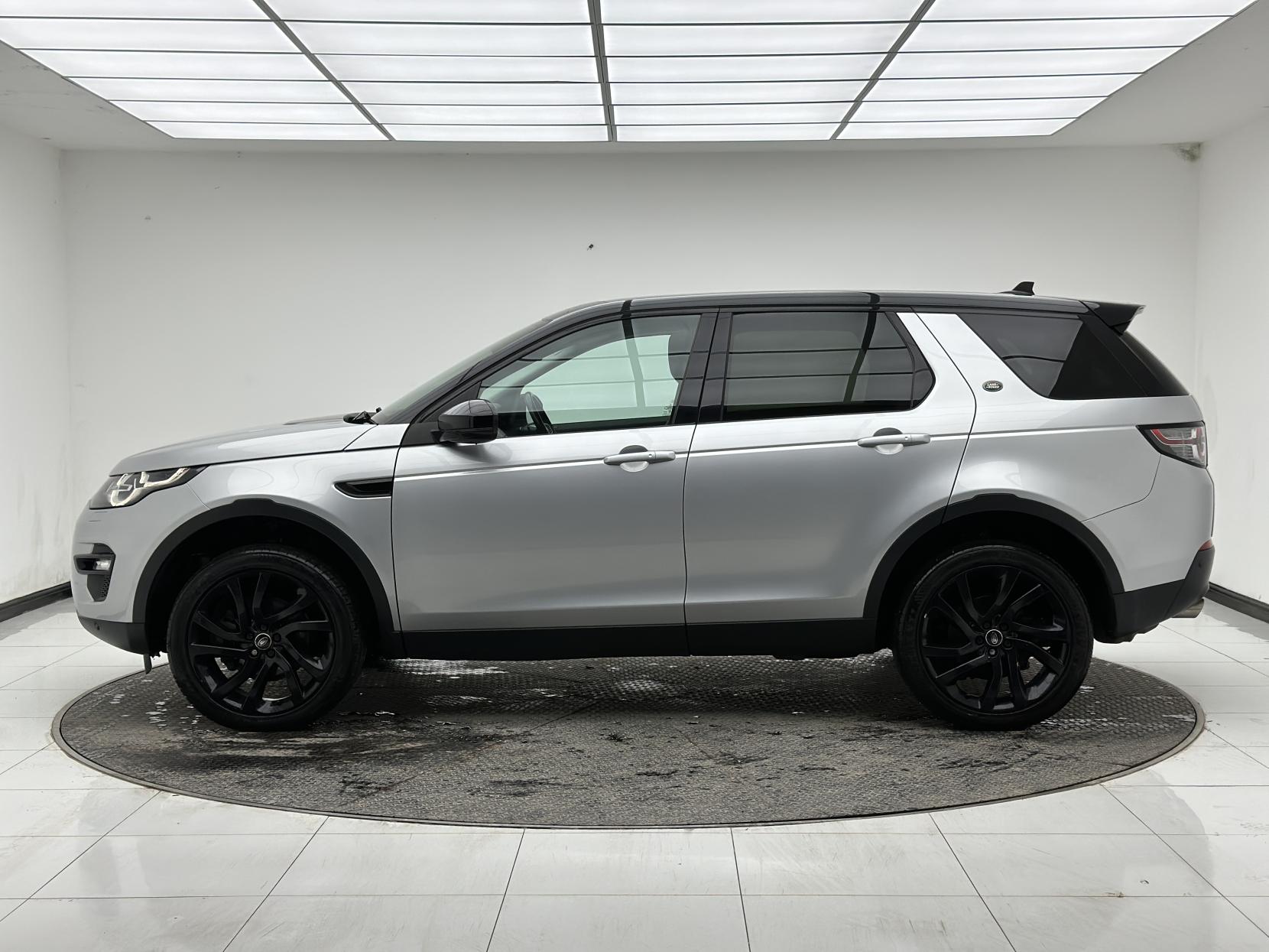Land Rover Discovery Sport 2.0 TD4 HSE Black SUV 5dr Diesel Auto 4WD Euro 6 (s/s) (180 ps)