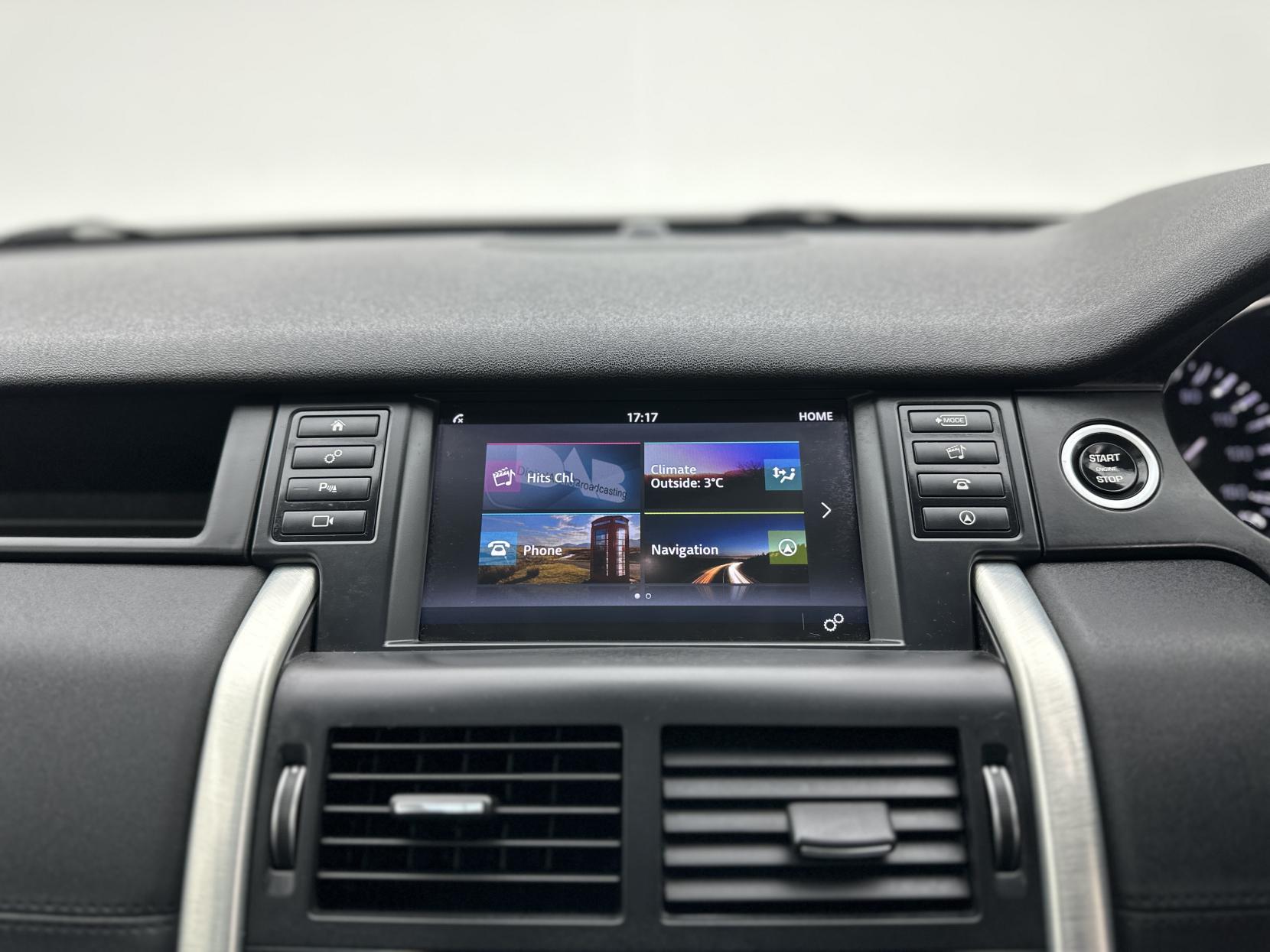 Land Rover Discovery Sport 2.0 TD4 HSE Black SUV 5dr Diesel Auto 4WD Euro 6 (s/s) (180 ps)