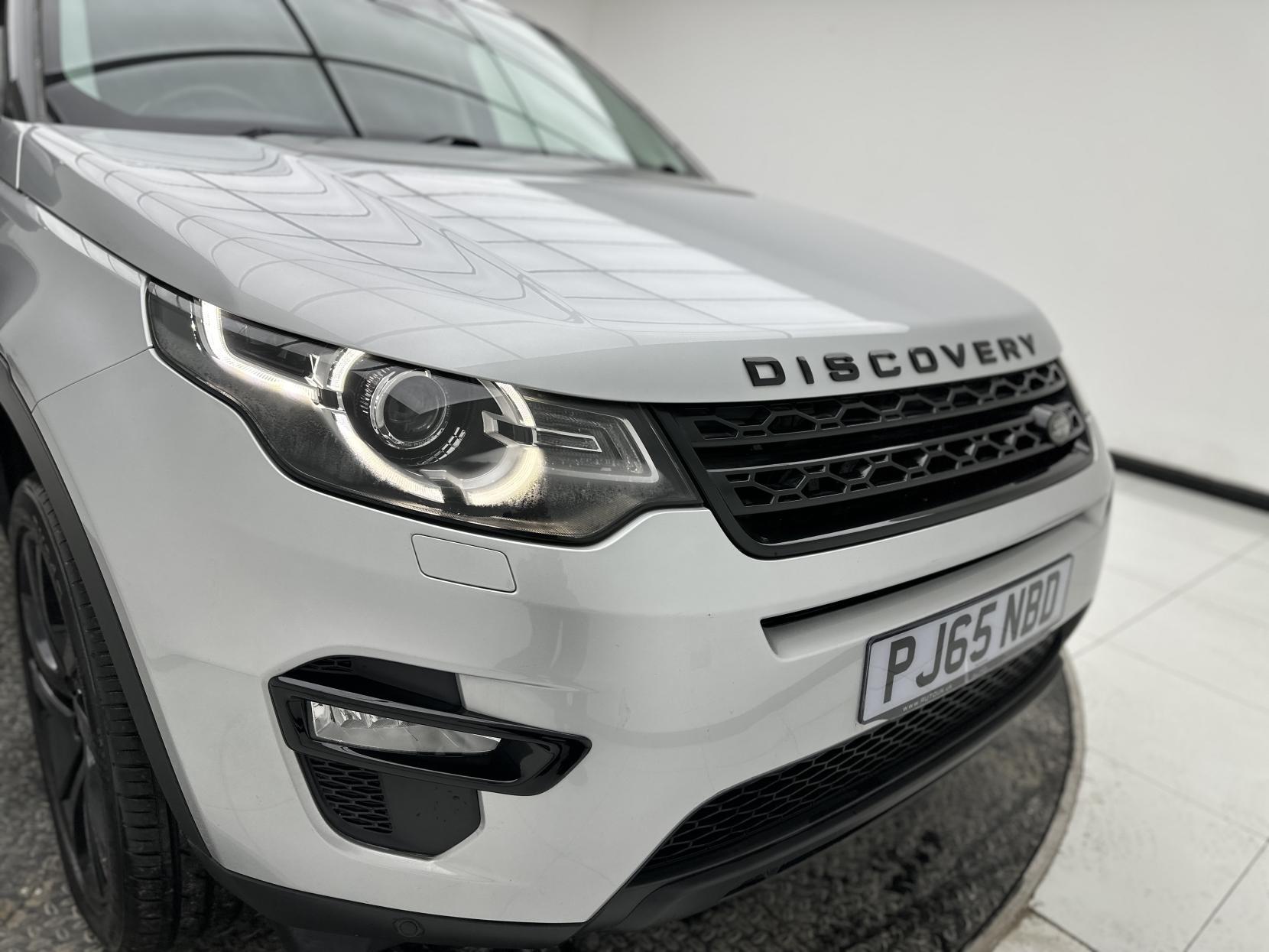 Land Rover Discovery Sport 2.0 TD4 HSE Black SUV 5dr Diesel Auto 4WD Euro 6 (s/s) (180 ps)