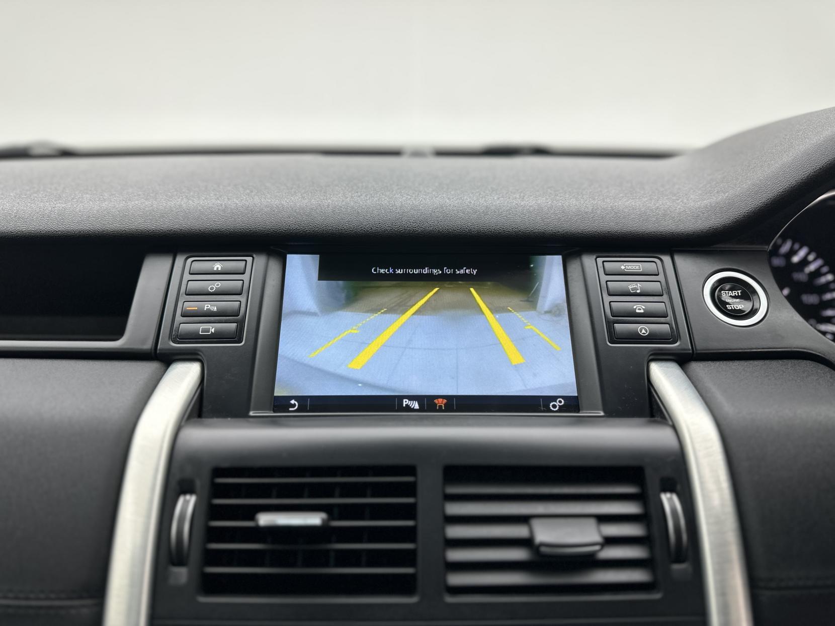 Land Rover Discovery Sport 2.0 TD4 HSE Black SUV 5dr Diesel Auto 4WD Euro 6 (s/s) (180 ps)