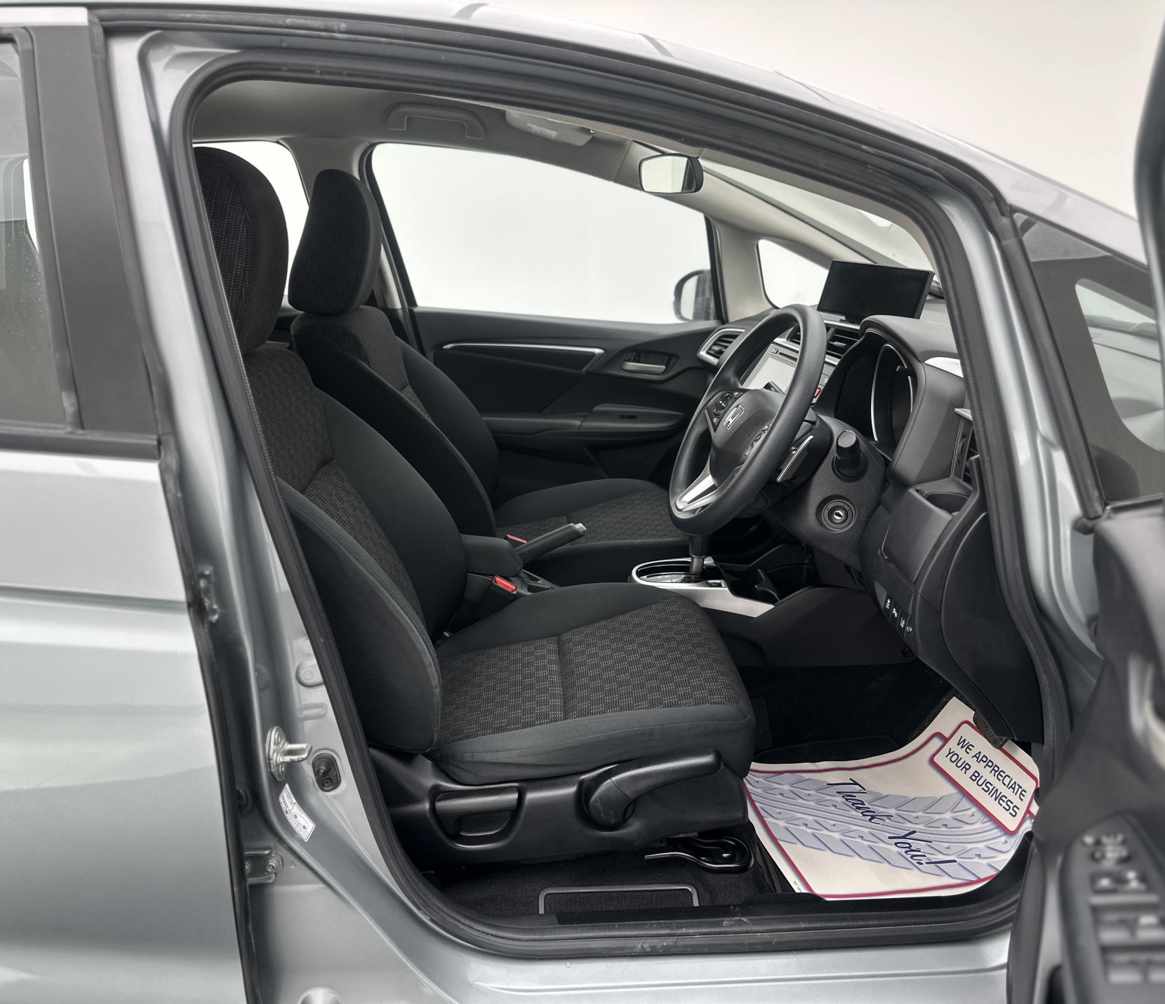 Honda Jazz 1.3 i-VTEC SE Hatchback 5dr Petrol CVT Euro 6 (s/s) (102 ps)