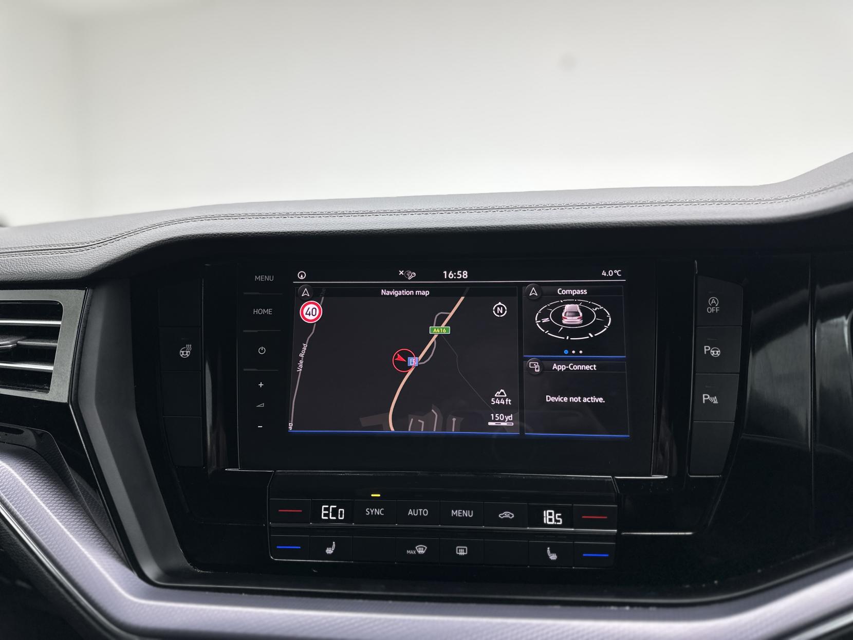 Volkswagen Touareg 3.0 TDI V6 R-Line SUV 5dr Diesel Tiptronic 4Motion Euro 6 (s/s) (231 ps)